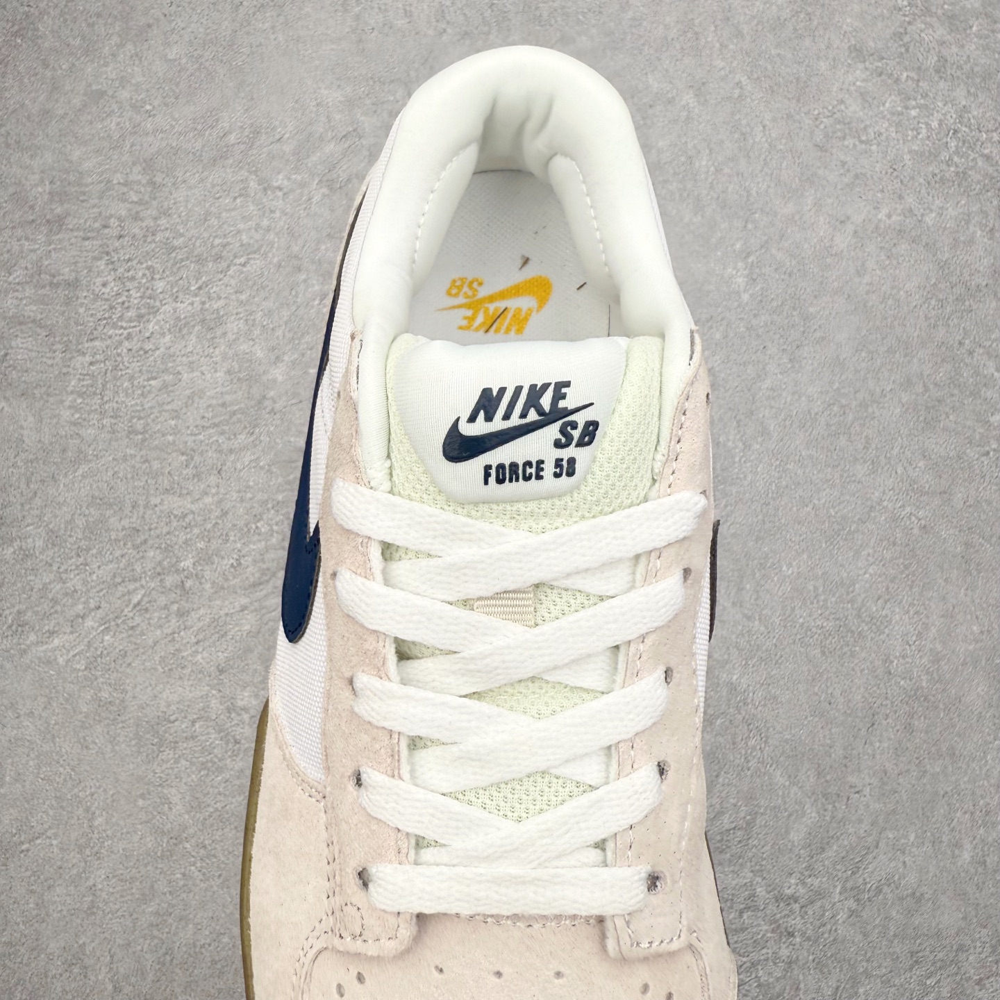 图片[5]-NK SB Force 58 空军58系列低帮休闲运动滑板板鞋 鞋面由帆布和麂皮拼接 层次感丰富 搭配硫化外底 耐磨耐穿 鞋舌及中底后跟处饰有SB Logo 表明鞋款身份 采用包边设计 经久耐穿 硫化结构则有效提升灵活性 穿上这款全新推出的创意力作 助你耀动街头 尺码：36 36.5 37.5 38 38.5 39 40 40.5 41 42 42.5 43 44 45-选品中心