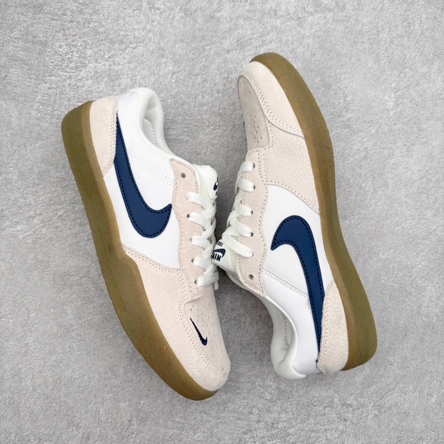 图片[3]-NK SB Force 58 空军58系列低帮休闲运动滑板板鞋 鞋面由帆布和麂皮拼接 层次感丰富 搭配硫化外底 耐磨耐穿 鞋舌及中底后跟处饰有SB Logo 表明鞋款身份 采用包边设计 经久耐穿 硫化结构则有效提升灵活性 穿上这款全新推出的创意力作 助你耀动街头 尺码：36 36.5 37.5 38 38.5 39 40 40.5 41 42 42.5 43 44 45-选品中心