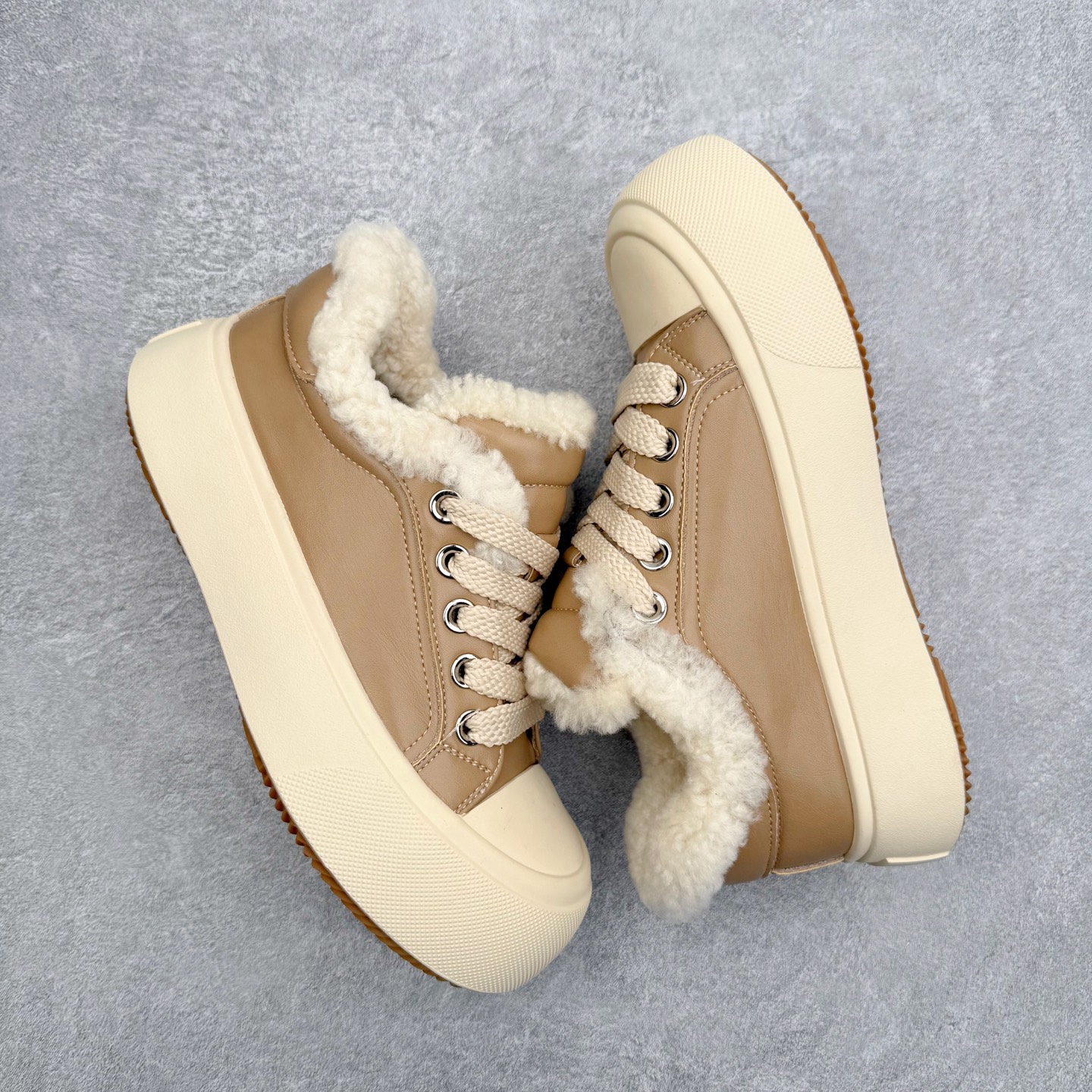 图片[3]-GG-CC 保暖休闲毛毛鞋 百搭通勤轻便舒适 包裹性增高防滑 低帮 加绒板鞋 女款 实拍调校N版已经零色差零失真 百分百还原实物色彩所见即所得 不存在货不对板色差等低级问题 选购参考实物拍摄 不混卖不参货 只用心做好货严格选品 承诺混一赔十 尺码：35 36 37 38 39 40-选品中心