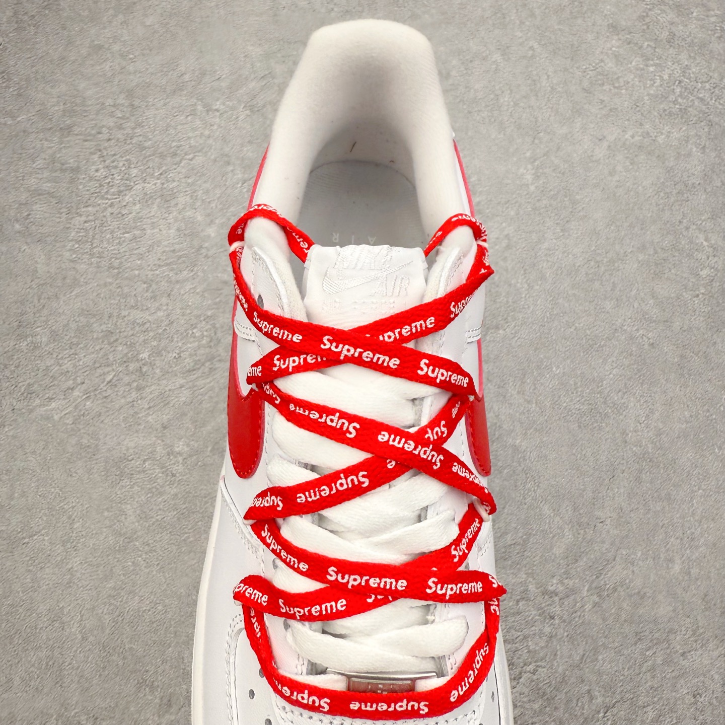 图片[5]-NK Air Force 1´07 Low 空军一号低帮百搭休闲运动板鞋 UP9225-101 柔软、弹性十足的缓震性能和出色的中底设计 横跨复古与现代的外型结合 造就出风靡全球 三十多年的Force 1 直到今天还深受青睐 实拍调校N版已经零色差零失真 百分百还原实物色彩所见即所得 不存在货不对板色差等低级问题 选购参考实物拍摄 不混卖不参货 只用心做好货严格选品 承诺混一赔十 尺码：36 36.5 37.5 38 38.5 39 40 40.5 41 42 42.5 43 44 44.5 45-选品中心