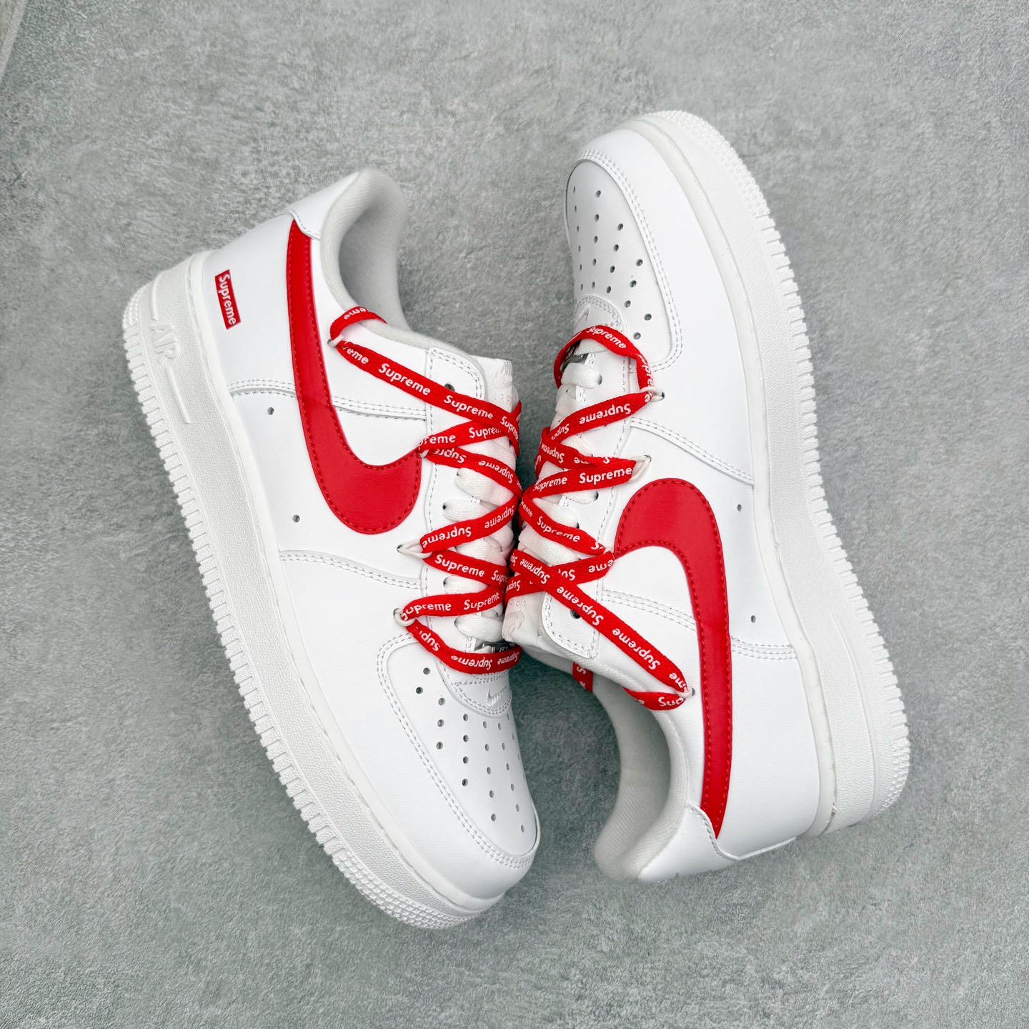 图片[3]-NK Air Force 1´07 Low 空军一号低帮百搭休闲运动板鞋 UP9225-101 柔软、弹性十足的缓震性能和出色的中底设计 横跨复古与现代的外型结合 造就出风靡全球 三十多年的Force 1 直到今天还深受青睐 实拍调校N版已经零色差零失真 百分百还原实物色彩所见即所得 不存在货不对板色差等低级问题 选购参考实物拍摄 不混卖不参货 只用心做好货严格选品 承诺混一赔十 尺码：36 36.5 37.5 38 38.5 39 40 40.5 41 42 42.5 43 44 44.5 45-选品中心