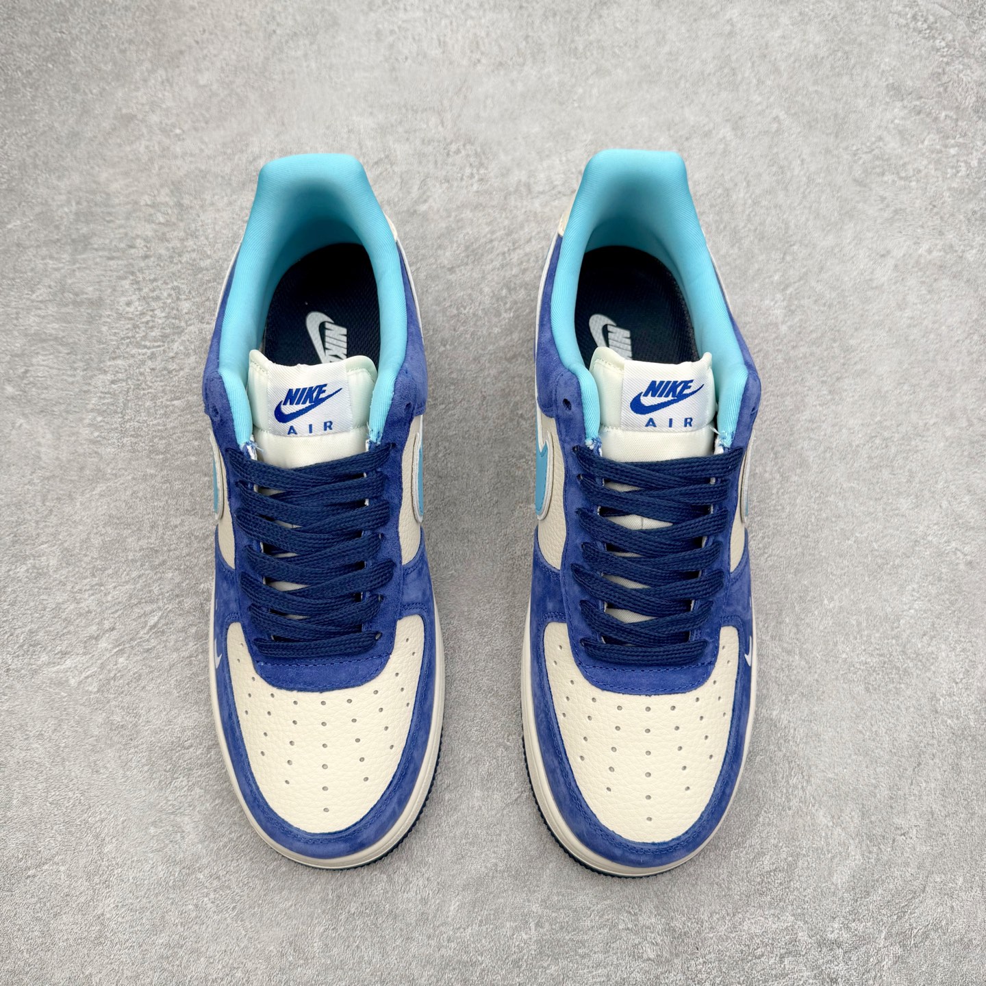 图片[2]-NK Air Force 1´07 Low 空军一号低帮百搭休闲运动板鞋 SY1388-003 柔软、弹性十足的缓震性能和出色的中底设计 横跨复古与现代的外型结合 造就出风靡全球 三十多年的Force 1 直到今天还深受青睐 实拍调校N版已经零色差零失真 百分百还原实物色彩所见即所得 不存在货不对板色差等低级问题 选购参考实物拍摄 不混卖不参货 只用心做好货严格选品 承诺混一赔十 尺码：36 36.5 37.5 38 38.5 39 40 40.5 41 42 42.5 43 44 44.5 45-选品中心