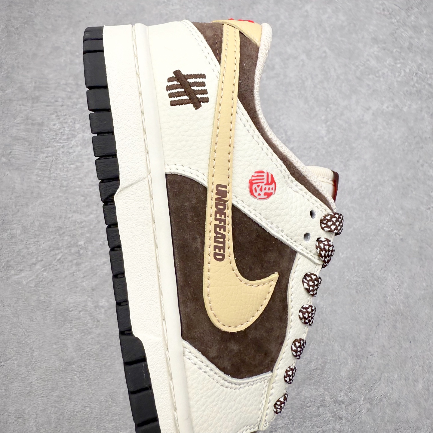 图片[6]-＃纯原福利 NK Dunk Low 定制配色 大厂出品 极力推荐 原装头层材料 独家版型蒸餾加工帶來的是更好的视觉和脚感体验大厂纯原品质出货 清洁度 电绣工艺 皮料切割干净无任何毛边 细节完美 尺码：36 36.5 37.5 38 38.5 39 40 40.5 41 42 42.5 43 44 44.5 45-选品中心