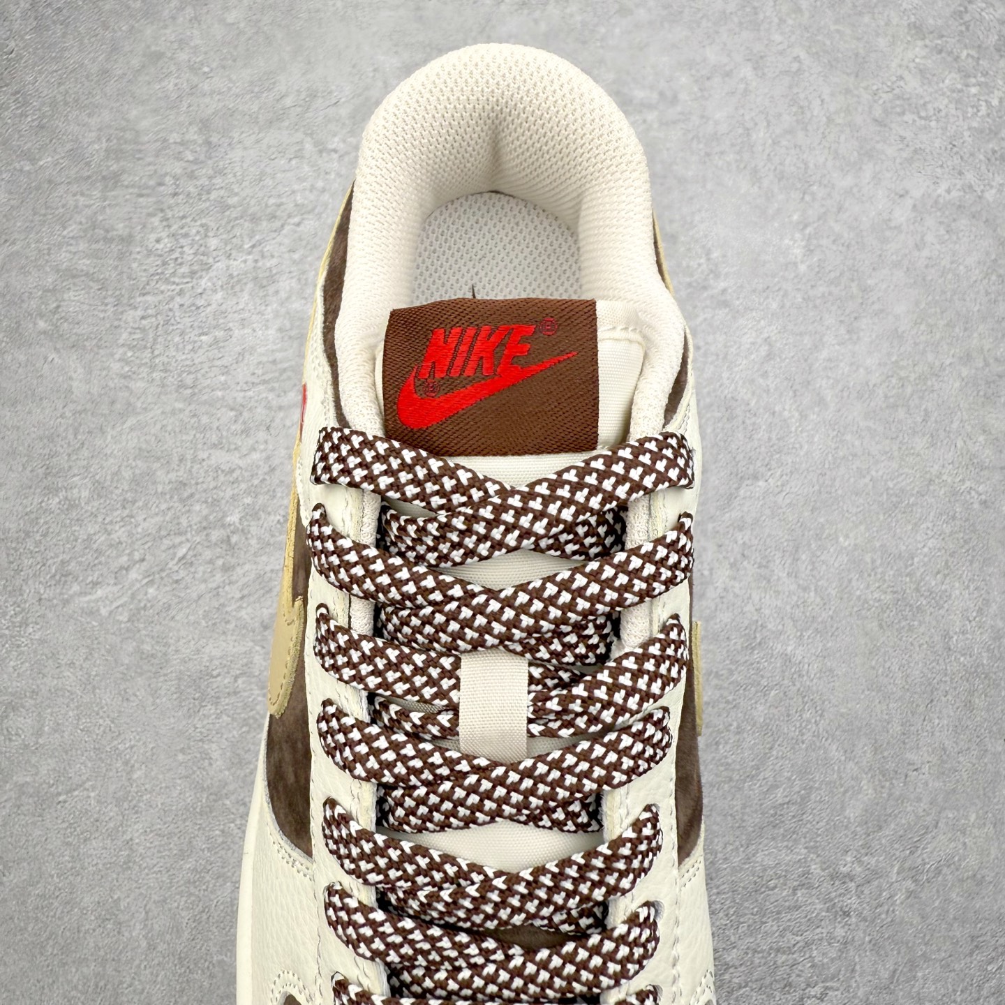 图片[5]-＃纯原福利 NK Dunk Low 定制配色 大厂出品 极力推荐 原装头层材料 独家版型蒸餾加工帶來的是更好的视觉和脚感体验大厂纯原品质出货 清洁度 电绣工艺 皮料切割干净无任何毛边 细节完美 尺码：36 36.5 37.5 38 38.5 39 40 40.5 41 42 42.5 43 44 44.5 45-选品中心