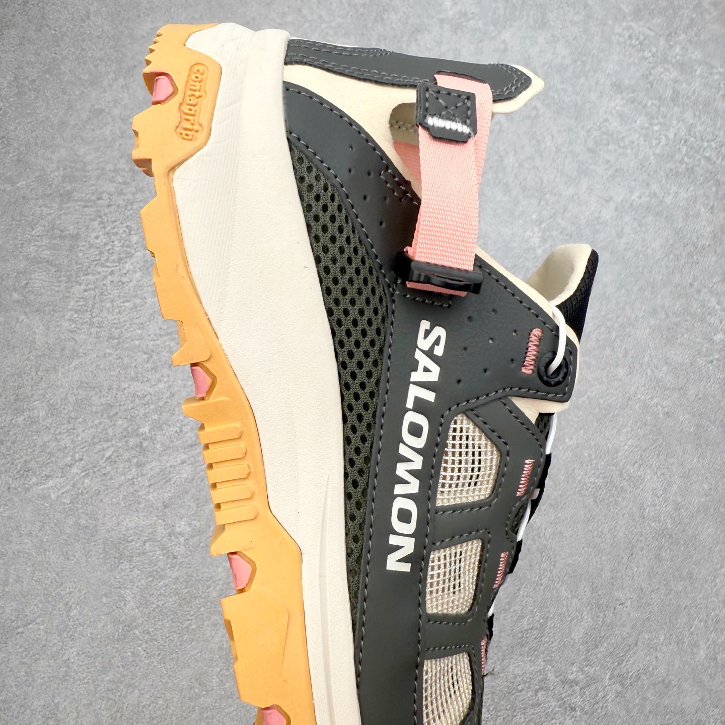 图片[6]-SALOMON萨洛蒙 Techamphibian 5 圆头舒适 透气速干抓地溯溪鞋 男女同款 SALOMON诞生于1947年的法国阿尔卑斯山区，全球知名的户外运动品牌。一直致力于推动滑雪、越野跑等山地运动的发展及产品的进步。其产品设计致力于追求创新和发掘产品的性能极限，帮助喜欢自由的人在山地间不断挑战自我。实拍调校N版已经零色差零失真 百分百还原实物色彩所见即所得 不存在货不对板色差等低级问题 选购参考实物拍摄 不混卖不参货 只用心做好货严格选品 承诺混一赔十 尺码：36 36.5 37.5 38 38.5 39 40 40.5 41 42 42.5 43 44 44.5 45-选品中心