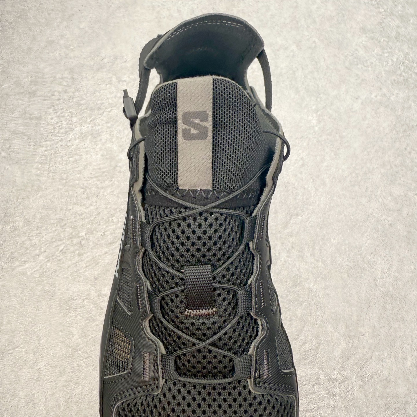 图片[5]-SALOMON萨洛蒙 Techamphibian 5 圆头舒适 透气速干抓地溯溪鞋 男女同款 SALOMON诞生于1947年的法国阿尔卑斯山区，全球知名的户外运动品牌。一直致力于推动滑雪、越野跑等山地运动的发展及产品的进步。其产品设计致力于追求创新和发掘产品的性能极限，帮助喜欢自由的人在山地间不断挑战自我。实拍调校N版已经零色差零失真 百分百还原实物色彩所见即所得 不存在货不对板色差等低级问题 选购参考实物拍摄 不混卖不参货 只用心做好货严格选品 承诺混一赔十 尺码：36 36.5 37.5 38 38.5 39 40 40.5 41 42 42.5 43 44 44.5 45-选品中心