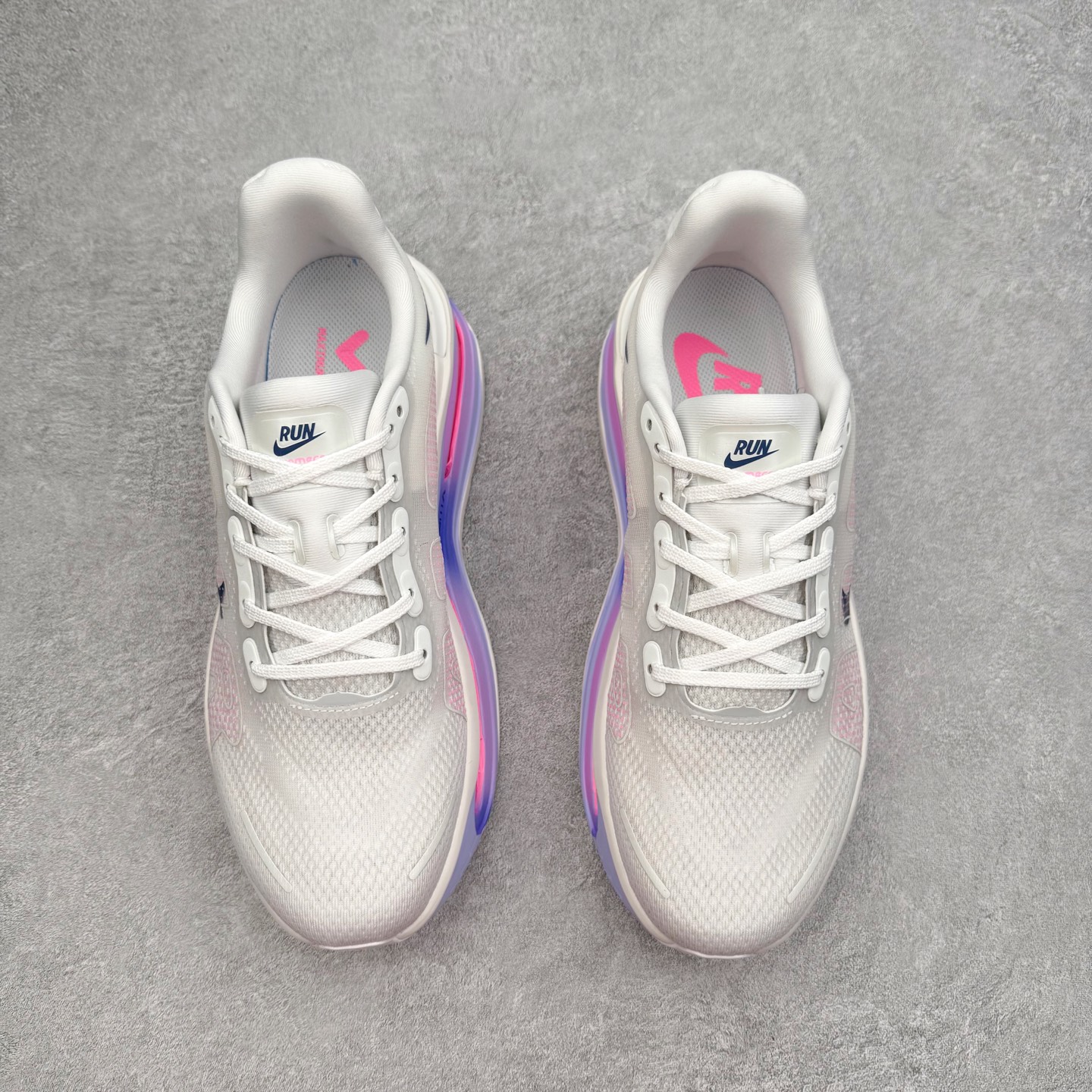 图片[2]-NK Vomero Premium 时尚舒适 网布防滑耐磨 低帮跑步鞋 HM5973-417 实拍调校N版已经零色差零失真 百分百还原实物色彩所见即所得 不存在货不对板色差等低级问题 选购参考实物拍摄 不混卖不参货 只用心做好货严格选品 承诺混一赔十 尺码：36 36.5 37.5 38 38.5 39 40 40.5 41 42 42.5 43 44 44.5 45-选品中心