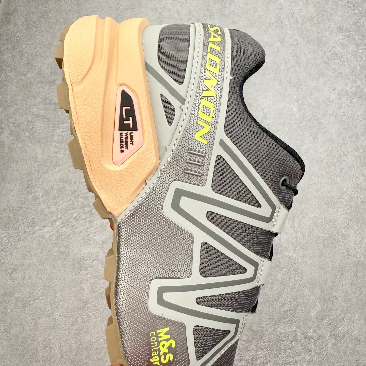 图片[6]-SALOMON 萨洛蒙 Speedcross 3 舒适轻盈减震包裹性支撑耐磨轻便低帮生活休闲鞋 男女同款 SALOMON诞生于1947年的法国阿尔卑斯山区，全球知名的户外运动品牌。一直致力于推动滑雪、越野跑等山地运动的发展及产品的进步。其产品设计致力于追求创新和发掘产品的性能极限，帮助喜欢自由的人在山地间不断挑战自我。实拍调校N版已经零色差零失真 百分百还原实物色彩所见即所得 不存在货不对板色差等低级问题 选购参考实物拍摄 不混卖不参货 只用心做好货严格选品 承诺混一赔十 尺码：36 36.5 37.5 38 38.5 39 40 40.5 41 42 42.5 43 44 44.5 45-选品中心