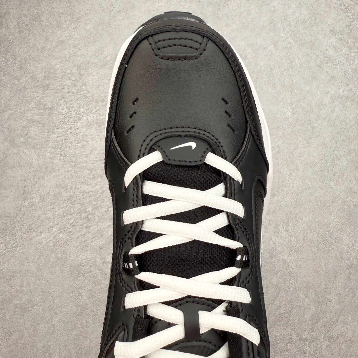 图片[4]-NK Air Monarch IV M2K Tekno 复古运动老爹鞋 正确原楦开发版型 内置Air气垫版本 细节完美还原 复古潮流优质皮革打造鞋面 夸张流线极符 风靡老爹元素 外形延续当下潮流得未来感老爹鞋 设计干净配色风格也带有浓郁的复古感受 极为独特 尺码：36 36.5 37.5 38 38.5 39 40 40.5 41 42 42.5 43 44 44.5 45-选品中心