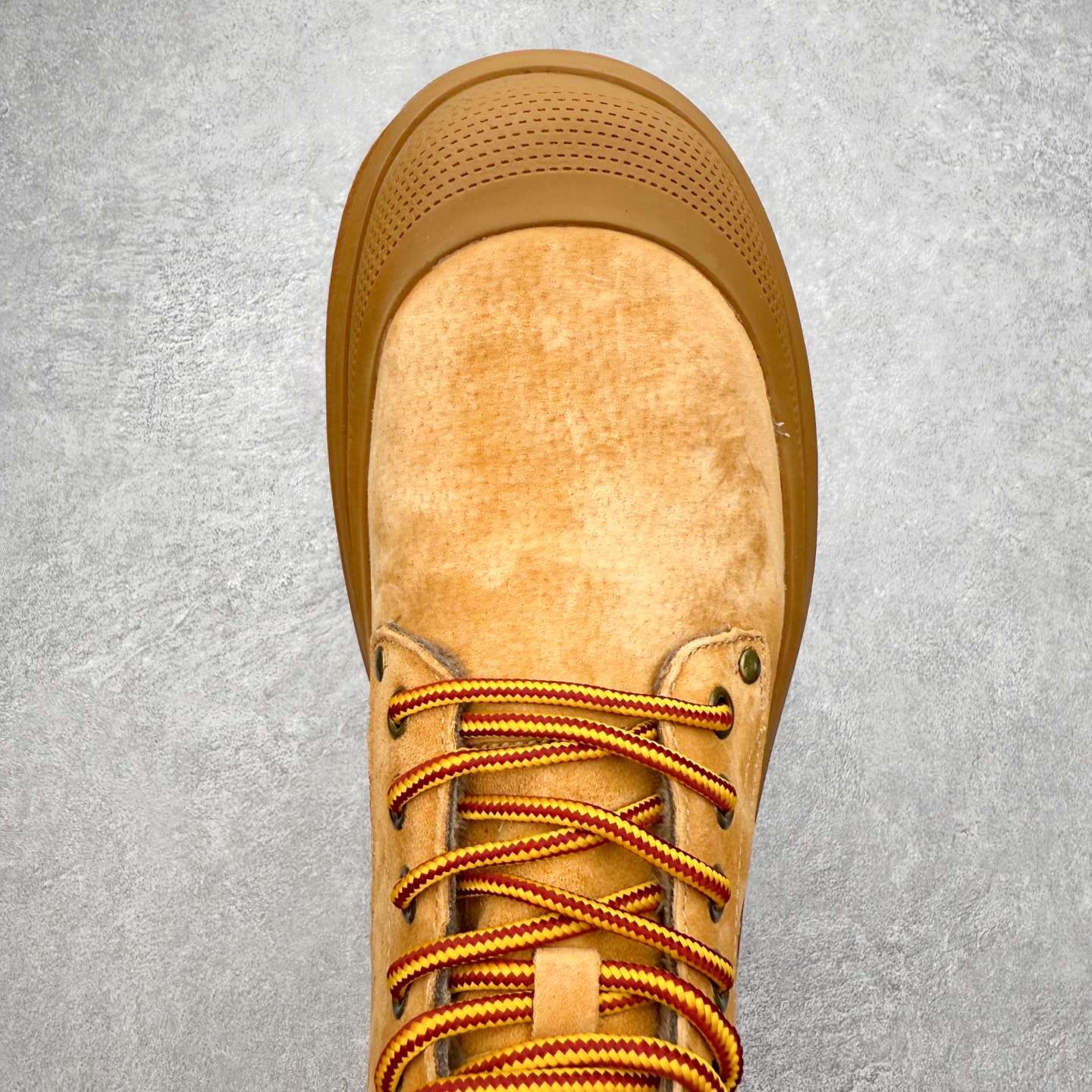 图片[4]-UGG Tasman Weather Hybrid 塔斯曼混合系列轻量休闲鞋 美国UGG秋冬新品（毛绒一体内里🔥保暖锁热）秋冬必备 户外男士高帮休闲马丁靴雪地靴系列 广东大厂品质 秋冬新款 时尚潮流搭配 面料釆用意大利进口磨砂牛皮 全鞋真牛皮材料 大底到五金都是代工厂原材料制作 好货不杀猪 首单质量严格把控 全套官网统一包装 今年冬季防寒户外专用产品 日常随意搭配 型男必备‼尺码：38-44-选品中心