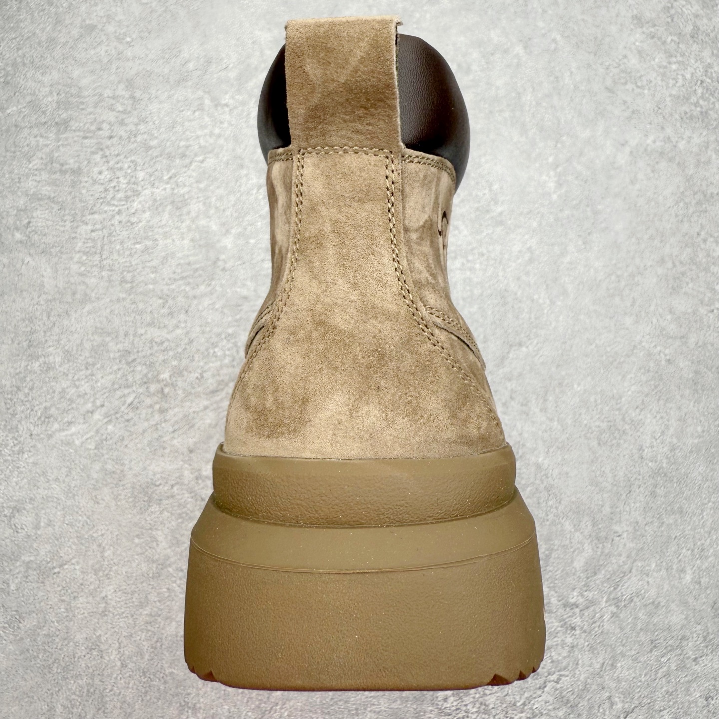 图片[8]-UGG Tasman Weather Hybrid 塔斯曼混合系列轻量休闲鞋 美国UGG秋冬新品（毛绒一体内里🔥保暖锁热）秋冬必备 户外男士高帮休闲马丁靴雪地靴系列 广东大厂品质 秋冬新款 时尚潮流搭配 面料釆用意大利进口磨砂牛皮 全鞋真牛皮材料 大底到五金都是代工厂原材料制作 好货不杀猪 首单质量严格把控 全套官网统一包装 今年冬季防寒户外专用产品 日常随意搭配 型男必备‼尺码：38-44-选品中心