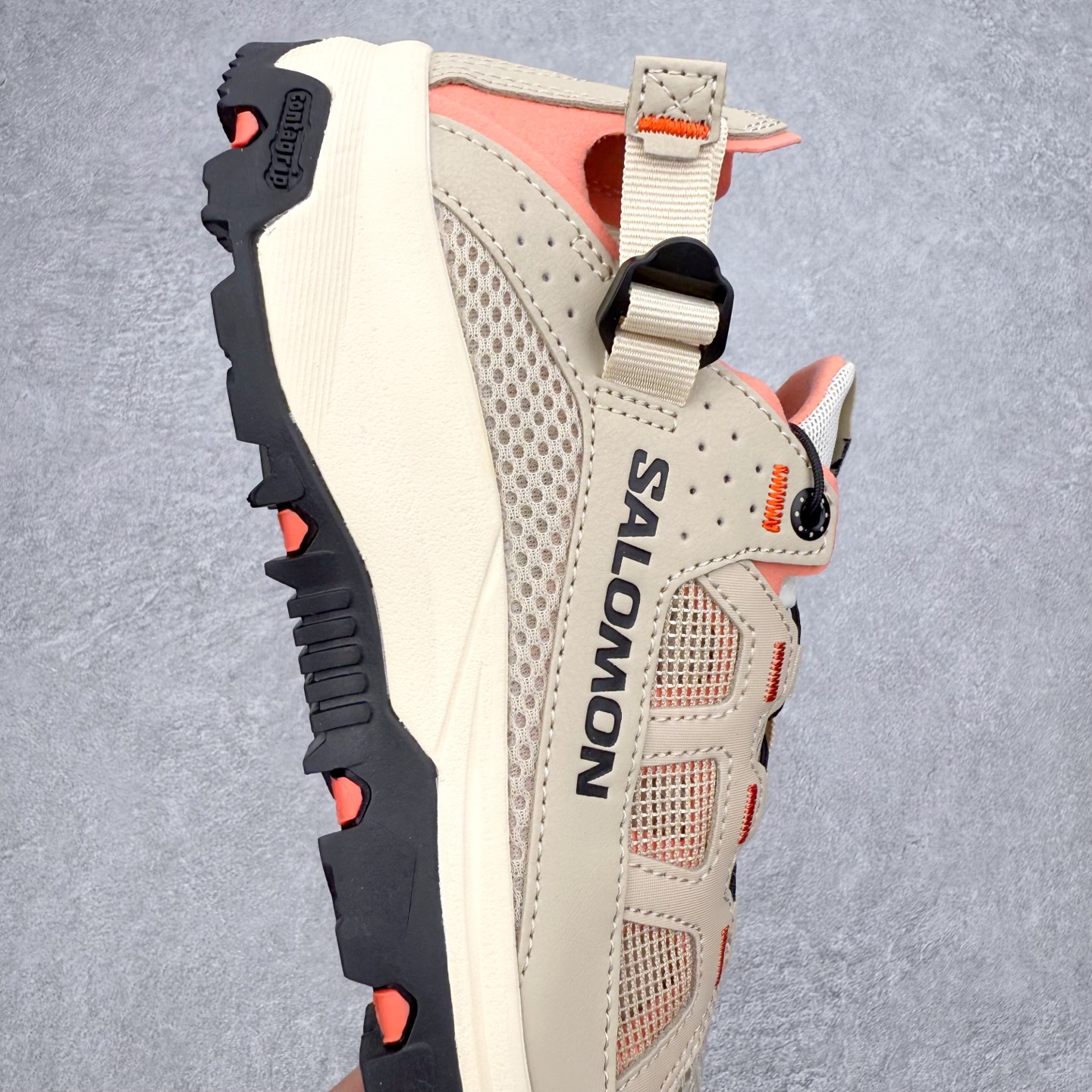 图片[6]-SALOMON萨洛蒙 Techamphibian 5 圆头舒适 透气速干抓地溯溪鞋 男女同款 SALOMON诞生于1947年的法国阿尔卑斯山区，全球知名的户外运动品牌。一直致力于推动滑雪、越野跑等山地运动的发展及产品的进步。其产品设计致力于追求创新和发掘产品的性能极限，帮助喜欢自由的人在山地间不断挑战自我。实拍调校N版已经零色差零失真 百分百还原实物色彩所见即所得 不存在货不对板色差等低级问题 选购参考实物拍摄 不混卖不参货 只用心做好货严格选品 承诺混一赔十 尺码：36 36.5 37.5 38 38.5 39 40 40.5 41 42 42.5 43 44 44.5 45-选品中心