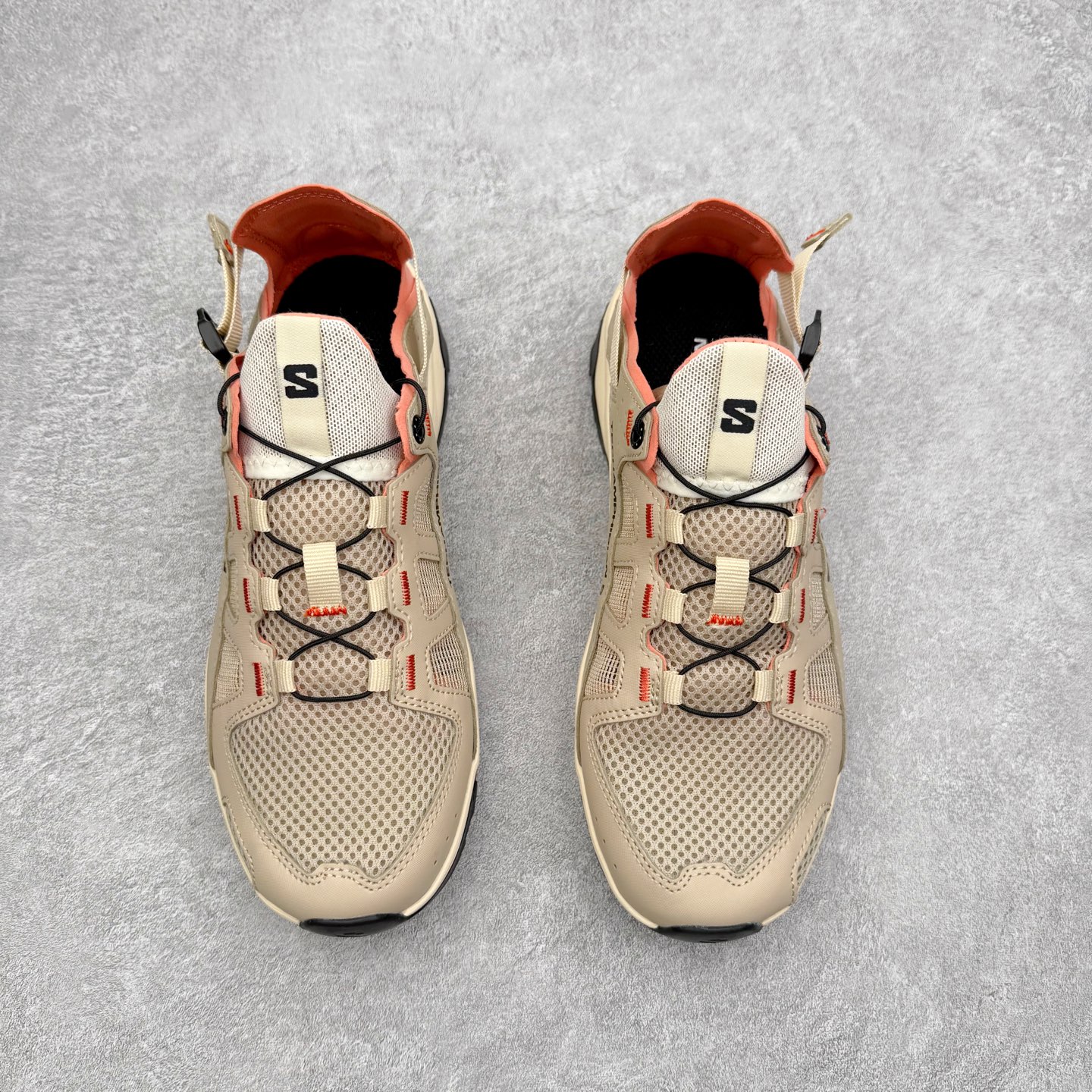 图片[2]-SALOMON萨洛蒙 Techamphibian 5 圆头舒适 透气速干抓地溯溪鞋 男女同款 SALOMON诞生于1947年的法国阿尔卑斯山区，全球知名的户外运动品牌。一直致力于推动滑雪、越野跑等山地运动的发展及产品的进步。其产品设计致力于追求创新和发掘产品的性能极限，帮助喜欢自由的人在山地间不断挑战自我。实拍调校N版已经零色差零失真 百分百还原实物色彩所见即所得 不存在货不对板色差等低级问题 选购参考实物拍摄 不混卖不参货 只用心做好货严格选品 承诺混一赔十 尺码：36 36.5 37.5 38 38.5 39 40 40.5 41 42 42.5 43 44 44.5 45-选品中心