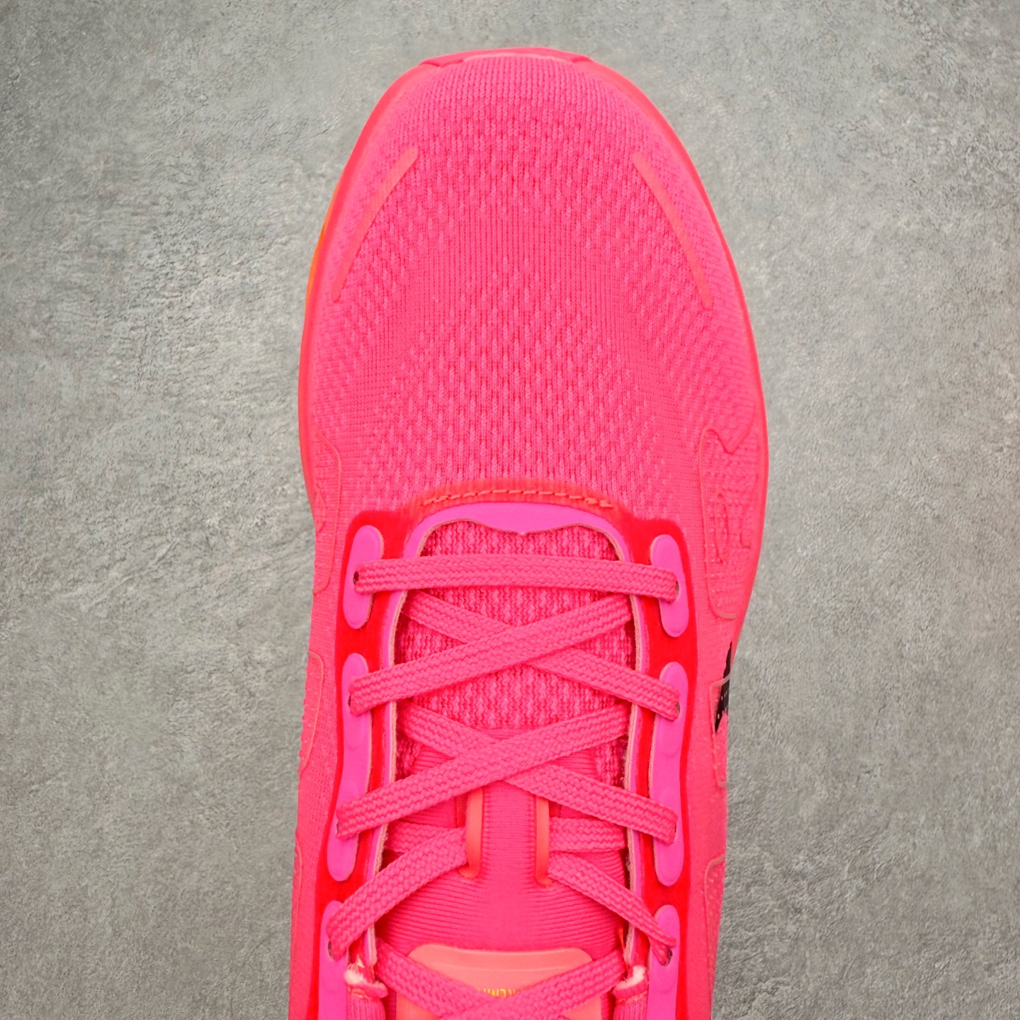 图片[4]-NK Vomero Premium 时尚舒适 网布防滑耐磨 低帮跑步鞋 HM5973-603 实拍调校N版已经零色差零失真 百分百还原实物色彩所见即所得 不存在货不对板色差等低级问题 选购参考实物拍摄 不混卖不参货 只用心做好货严格选品 承诺混一赔十 尺码：36 36.5 37.5 38 38.5 39 40 40.5 41 42 42.5 43 44 44.5 45-选品中心