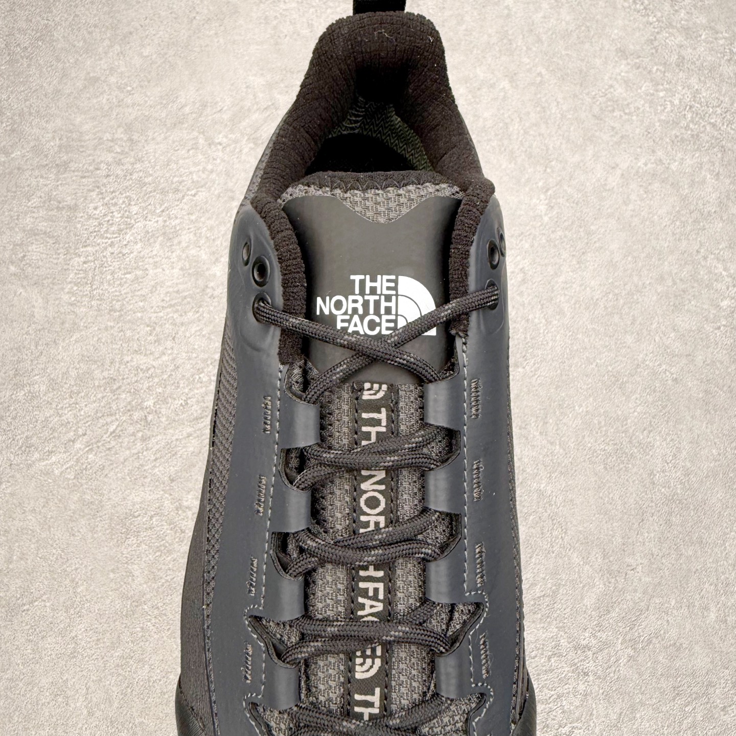 图片[5]-THE NORTH FACE Verto Alpine GORE-TEX 北面舒适 防滑耐磨 低帮 生活休闲鞋 专业户外登山品牌（北面）The North Face自1966年创立，由两位热爱登山徒步的年轻登山者于美西旧金山开创，不断透过研发与创新，并且将最先进的技术结合在服装与鞋款设计，生产多种外型帅气且专业能力非常强的户外运动装备而备受欢迎。尺码：36-45-选品中心