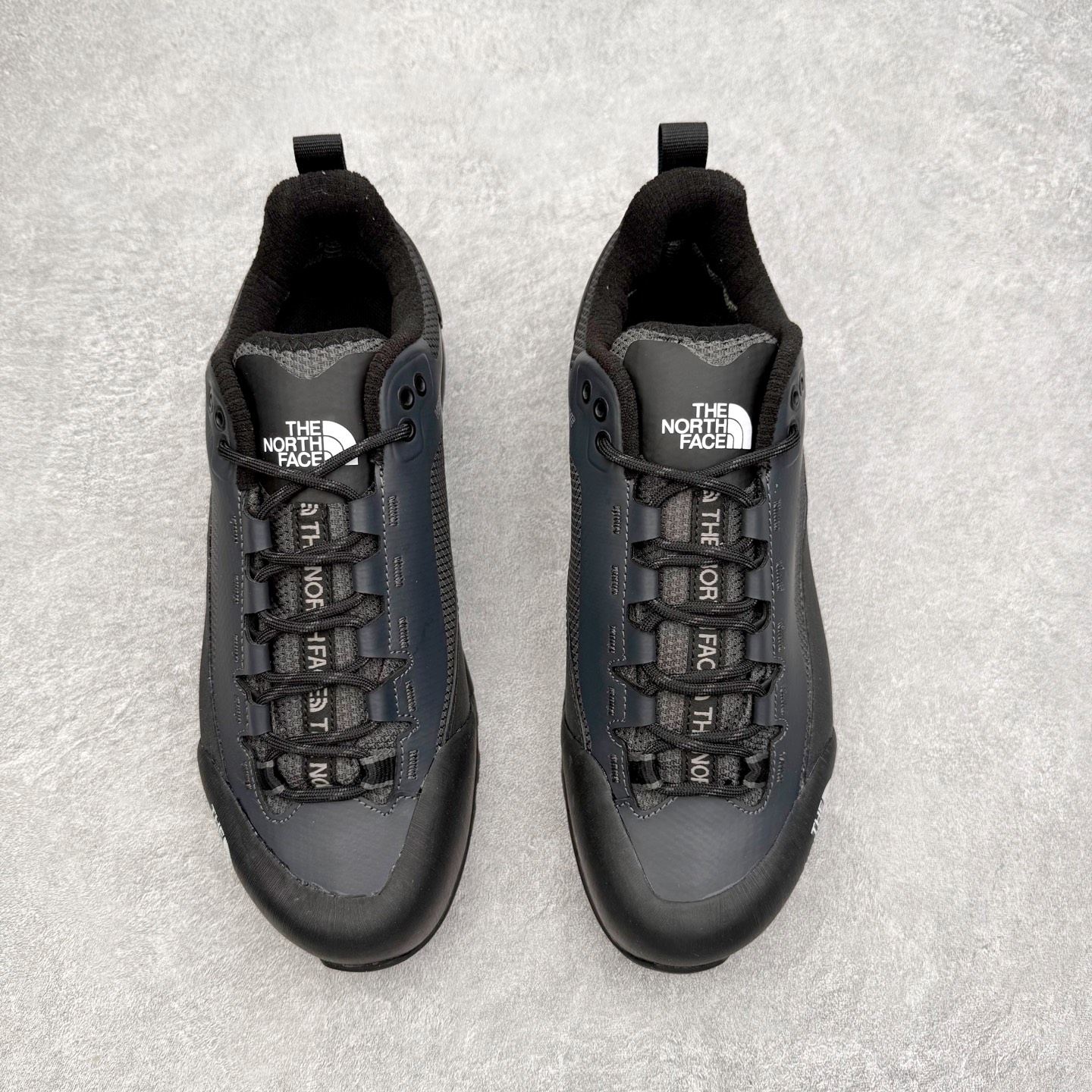 图片[2]-THE NORTH FACE Verto Alpine GORE-TEX 北面舒适 防滑耐磨 低帮 生活休闲鞋 专业户外登山品牌（北面）The North Face自1966年创立，由两位热爱登山徒步的年轻登山者于美西旧金山开创，不断透过研发与创新，并且将最先进的技术结合在服装与鞋款设计，生产多种外型帅气且专业能力非常强的户外运动装备而备受欢迎。尺码：36-45-选品中心