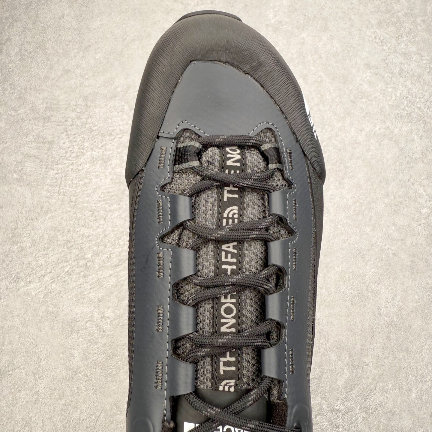 图片[4]-THE NORTH FACE Verto Alpine GORE-TEX 北面舒适 防滑耐磨 低帮 生活休闲鞋 专业户外登山品牌（北面）The North Face自1966年创立，由两位热爱登山徒步的年轻登山者于美西旧金山开创，不断透过研发与创新，并且将最先进的技术结合在服装与鞋款设计，生产多种外型帅气且专业能力非常强的户外运动装备而备受欢迎。尺码：36-45-选品中心