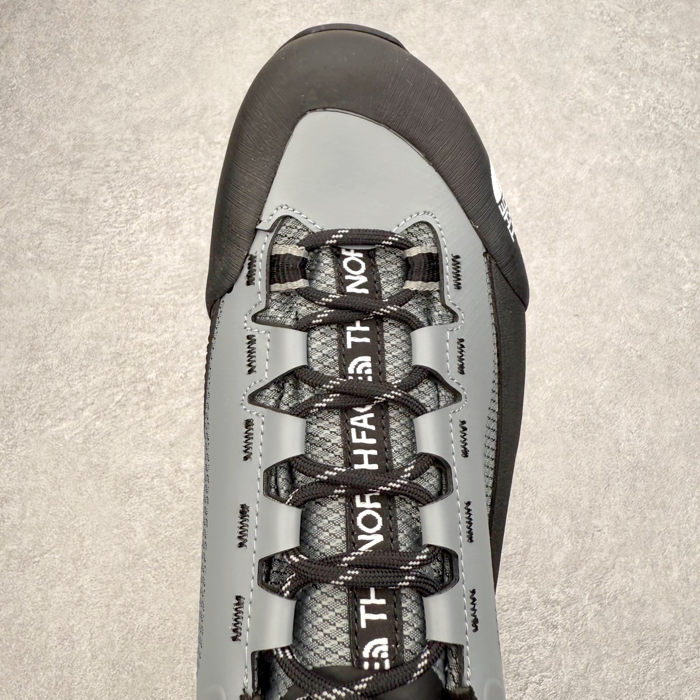 图片[4]-THE NORTH FACE Verto Alpine GORE-TEX 北面舒适 防滑耐磨 低帮 生活休闲鞋 专业户外登山品牌（北面）The North Face自1966年创立，由两位热爱登山徒步的年轻登山者于美西旧金山开创，不断透过研发与创新，并且将最先进的技术结合在服装与鞋款设计，生产多种外型帅气且专业能力非常强的户外运动装备而备受欢迎。尺码：36-45-选品中心