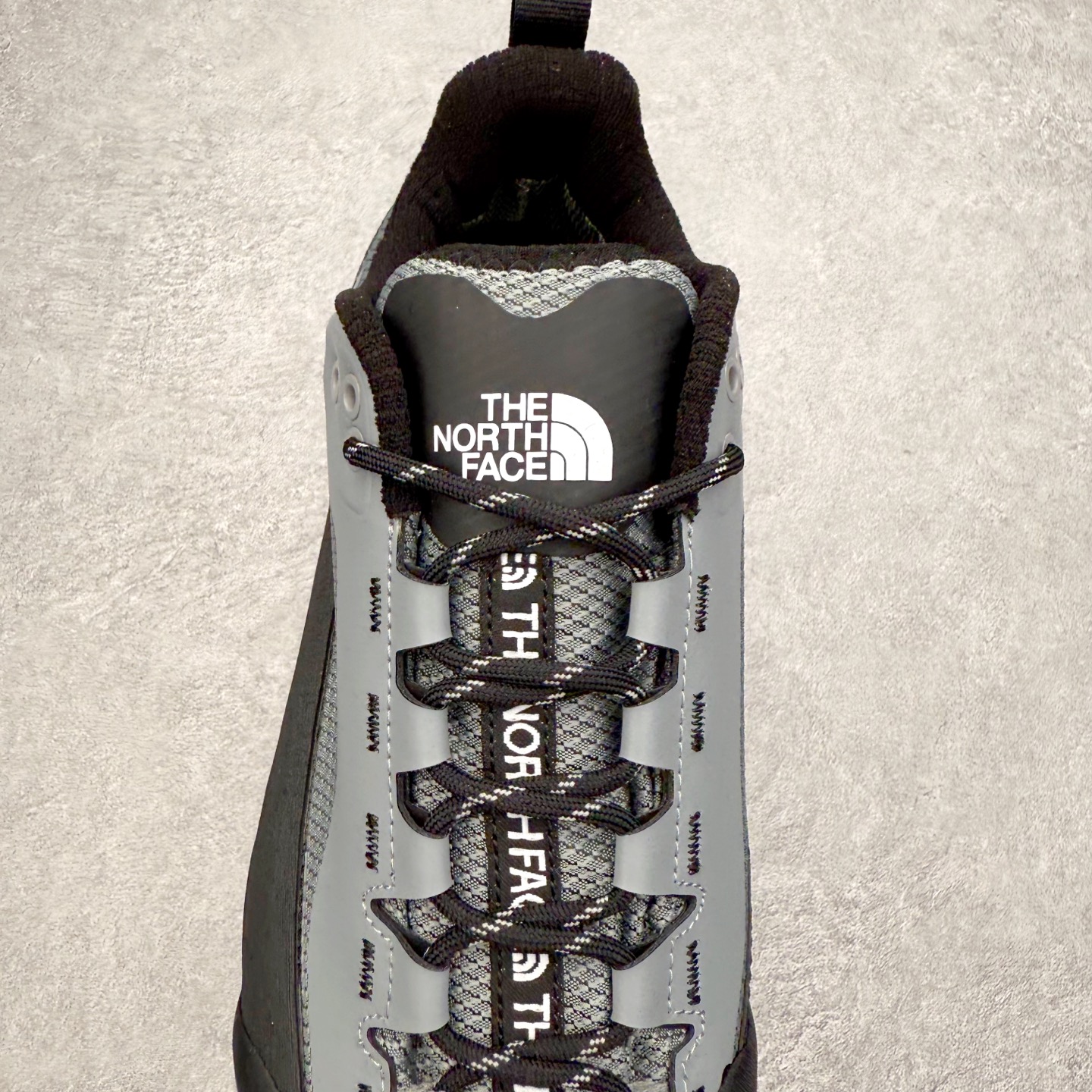 图片[5]-THE NORTH FACE Verto Alpine GORE-TEX 北面舒适 防滑耐磨 低帮 生活休闲鞋 专业户外登山品牌（北面）The North Face自1966年创立，由两位热爱登山徒步的年轻登山者于美西旧金山开创，不断透过研发与创新，并且将最先进的技术结合在服装与鞋款设计，生产多种外型帅气且专业能力非常强的户外运动装备而备受欢迎。尺码：36-45-选品中心