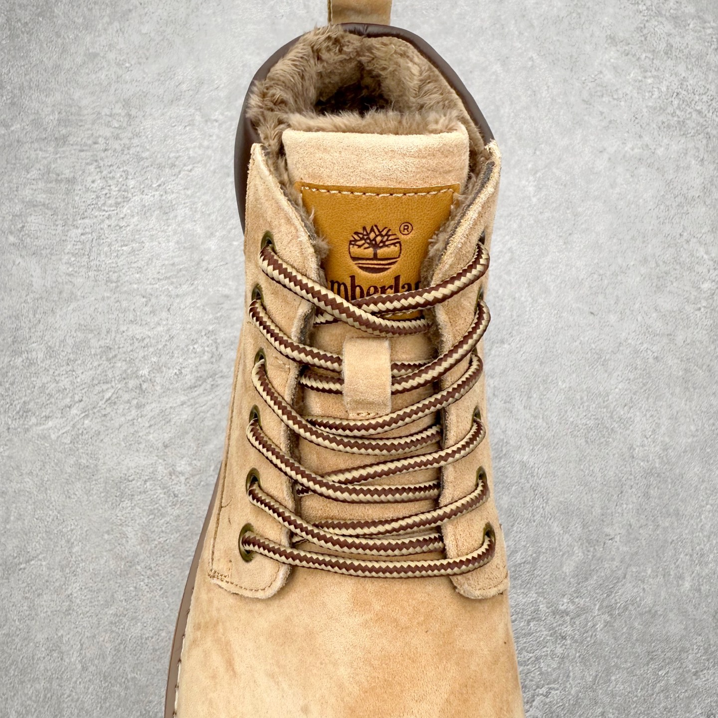 图片[5]-Timberland添柏岚/天伯伦 秋冬新品 秋冬必备户外休闲大黄靴系列#广东大厂品质 原盒原包装 时尚潮流搭配 面料采用意大利🇮🇹顶级磨砂细纹牛皮 轻质大底 搭配防臭防腐真皮乳胶鞋垫 大底到五金都是代工厂原材料制作 同原版固特异永不开胶工艺 好货不杀猪 首单质量严格把控 全网独家首发 品质毋庸置疑 全套官网统一包装 给您完美的穿着体验 质量考究耐穿 型男必备 专治不帅 高品质脚感一流 今年冬季防寒户外专用 日常随意搭配 尺码：38-44（皮鞋码）-选品中心