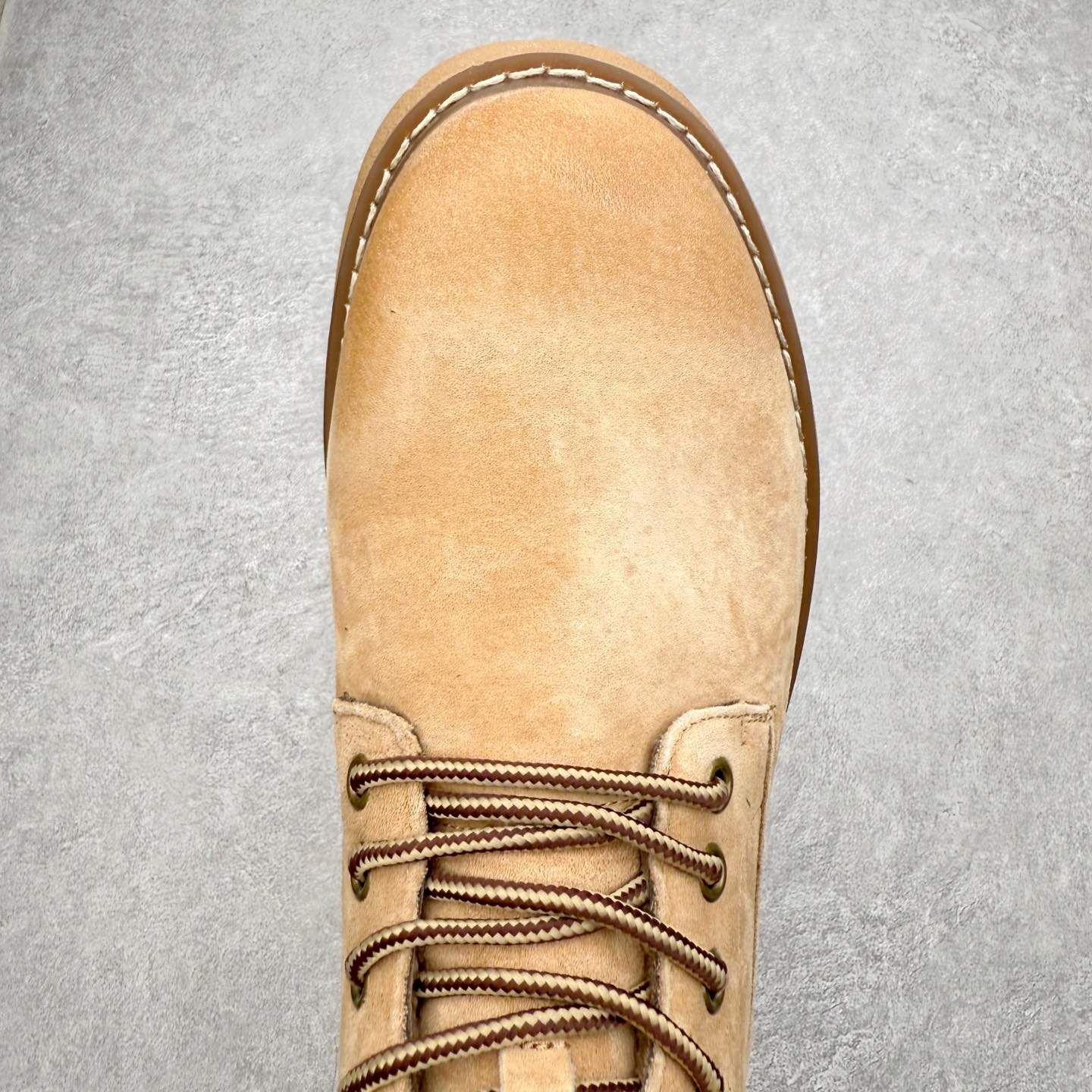 图片[4]-Timberland添柏岚/天伯伦 秋冬新品 秋冬必备户外休闲大黄靴系列#广东大厂品质 原盒原包装 时尚潮流搭配 面料采用意大利🇮🇹顶级磨砂细纹牛皮 轻质大底 搭配防臭防腐真皮乳胶鞋垫 大底到五金都是代工厂原材料制作 同原版固特异永不开胶工艺 好货不杀猪 首单质量严格把控 全网独家首发 品质毋庸置疑 全套官网统一包装 给您完美的穿着体验 质量考究耐穿 型男必备 专治不帅 高品质脚感一流 今年冬季防寒户外专用 日常随意搭配 尺码：38-44（皮鞋码）-选品中心