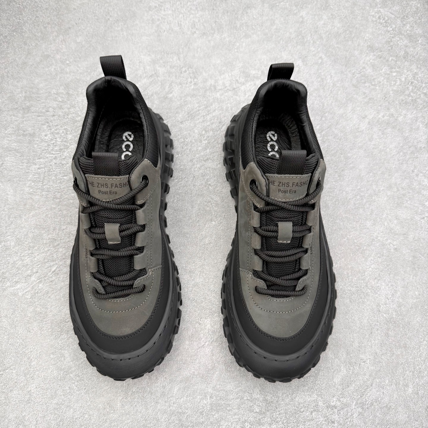 图片[2]-ECCO爱步男款新款运动登山鞋 轻盈减震牛皮耐磨户外跑鞋 越野系列 甄选优质牛皮革搭配纺织衬里 防污透气，户外无忧 无惧旷野 提供出色的能量回弹和缓震支撑 长距离不累脚 驰骋百公里 直接注塑工艺连接鞋面与鞋底 一体成型，合脚稳固 贴合舒适 预防前冲 橡胶外底多地形适应，抓地耐磨 为每一次徒步提供稳定支撑 动态平衡 无惧陡坡 简约设计 穿型入野 尺码：38 39 40 41 42 43（皮鞋码）-选品中心