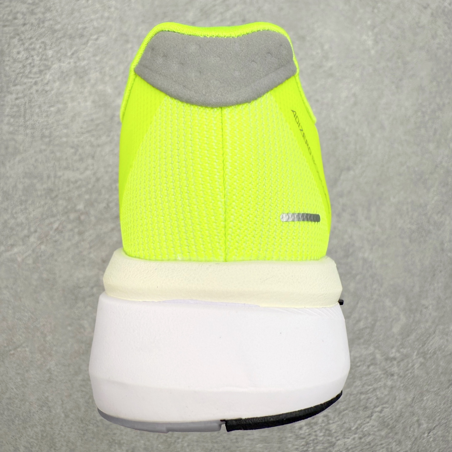 图片[8]-AD Adizero Boston 13 夏季透气网眼竞速跑鞋 JS4933 融合Lightstrike和Lightstrike Pro技术 采用乙烯/乙酸乙烯酯(EVA)材质 打造舒适中底 含ENERGYROD能量碳柱 旨在为步伐添活力 尺码：36 36.5 37 38 38.5 39 40 40.5 41 42 42.5 43 44 44.5 45-选品中心