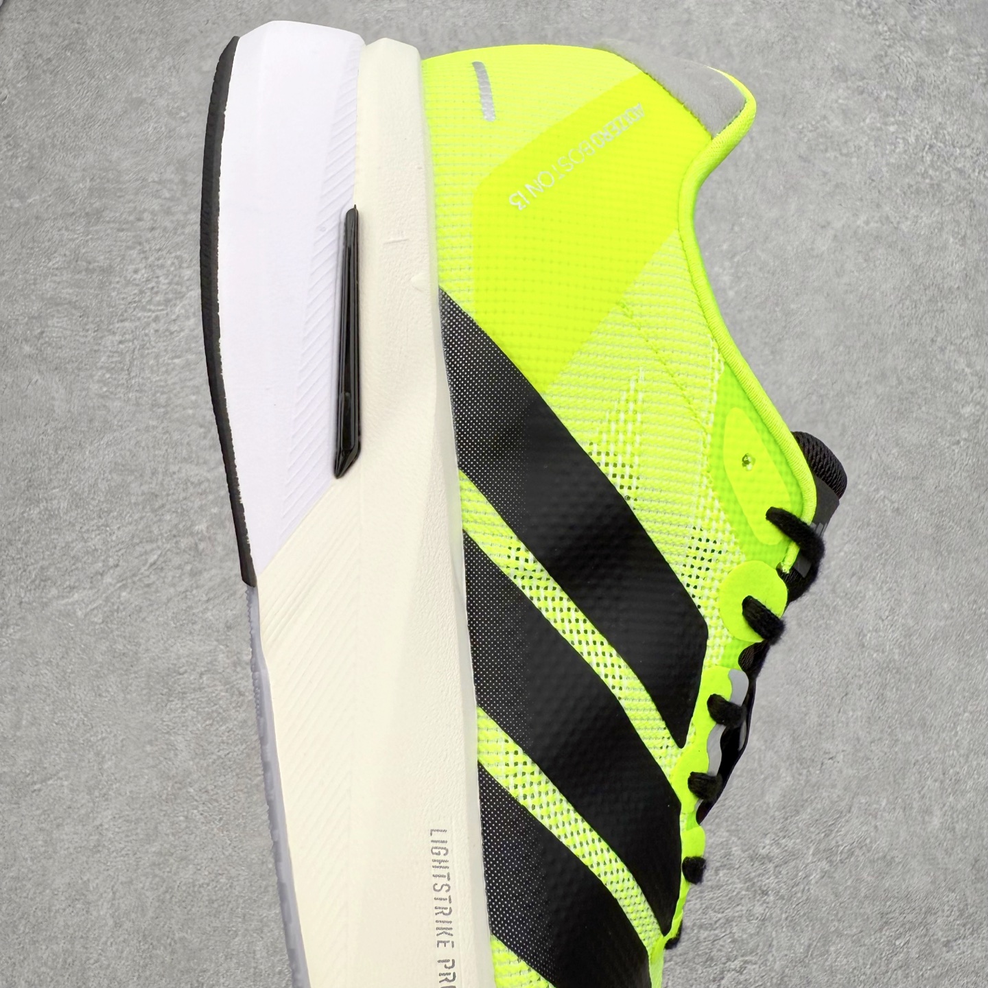 图片[6]-AD Adizero Boston 13 夏季透气网眼竞速跑鞋 JS4933 融合Lightstrike和Lightstrike Pro技术 采用乙烯/乙酸乙烯酯(EVA)材质 打造舒适中底 含ENERGYROD能量碳柱 旨在为步伐添活力 尺码：36 36.5 37 38 38.5 39 40 40.5 41 42 42.5 43 44 44.5 45-选品中心