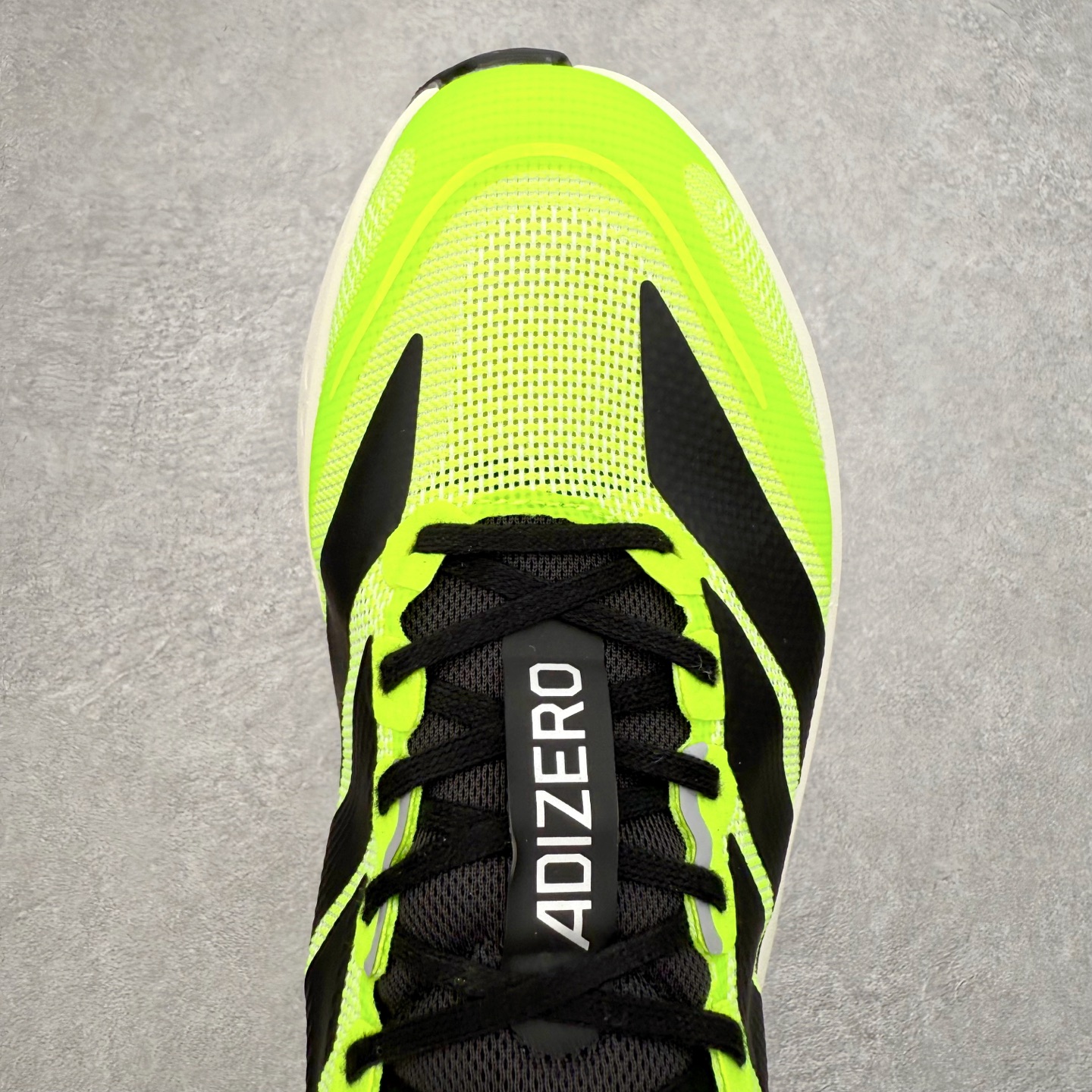 图片[4]-AD Adizero Boston 13 夏季透气网眼竞速跑鞋 JS4933 融合Lightstrike和Lightstrike Pro技术 采用乙烯/乙酸乙烯酯(EVA)材质 打造舒适中底 含ENERGYROD能量碳柱 旨在为步伐添活力 尺码：36 36.5 37 38 38.5 39 40 40.5 41 42 42.5 43 44 44.5 45-选品中心