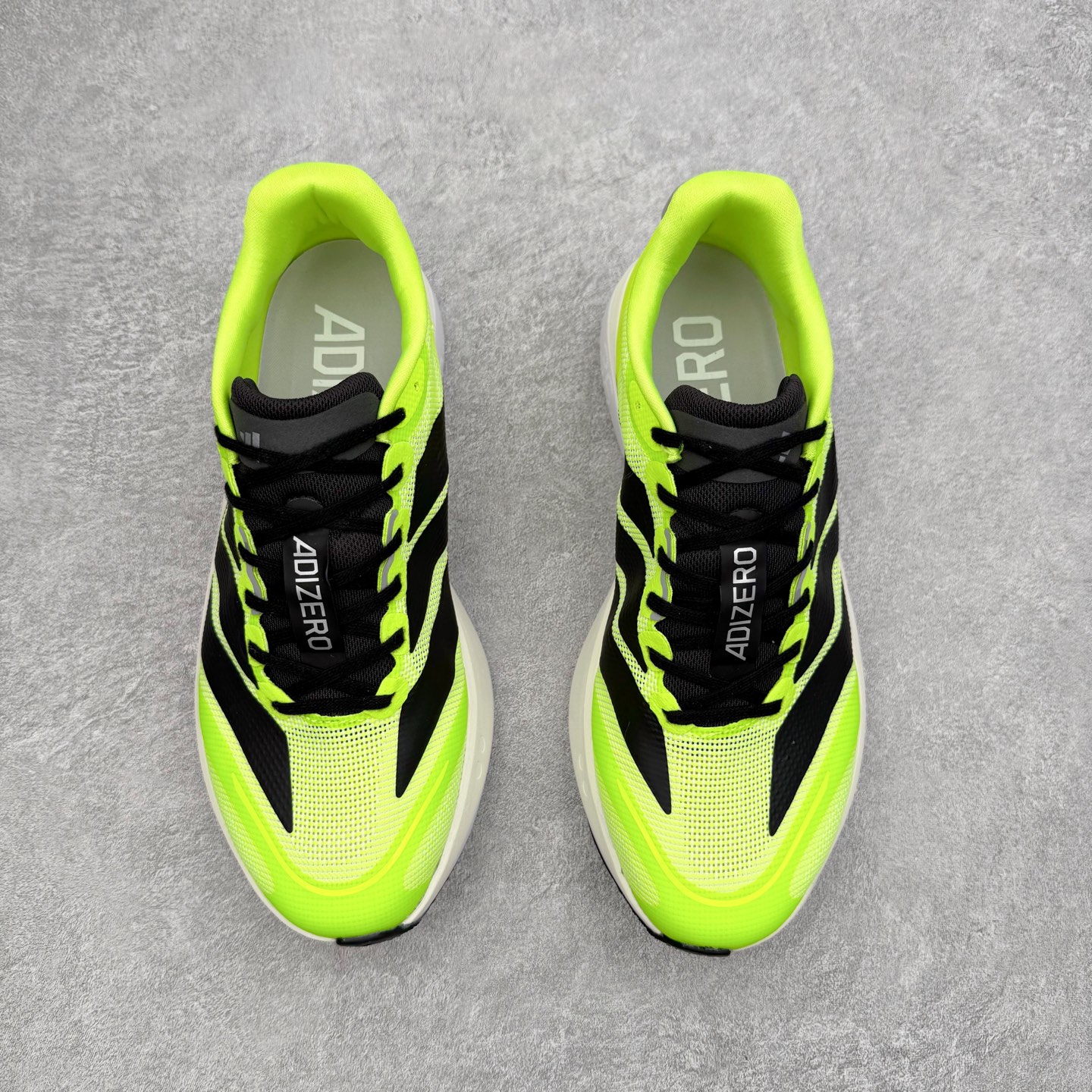 图片[2]-AD Adizero Boston 13 夏季透气网眼竞速跑鞋 JS4933 融合Lightstrike和Lightstrike Pro技术 采用乙烯/乙酸乙烯酯(EVA)材质 打造舒适中底 含ENERGYROD能量碳柱 旨在为步伐添活力 尺码：36 36.5 37 38 38.5 39 40 40.5 41 42 42.5 43 44 44.5 45-选品中心