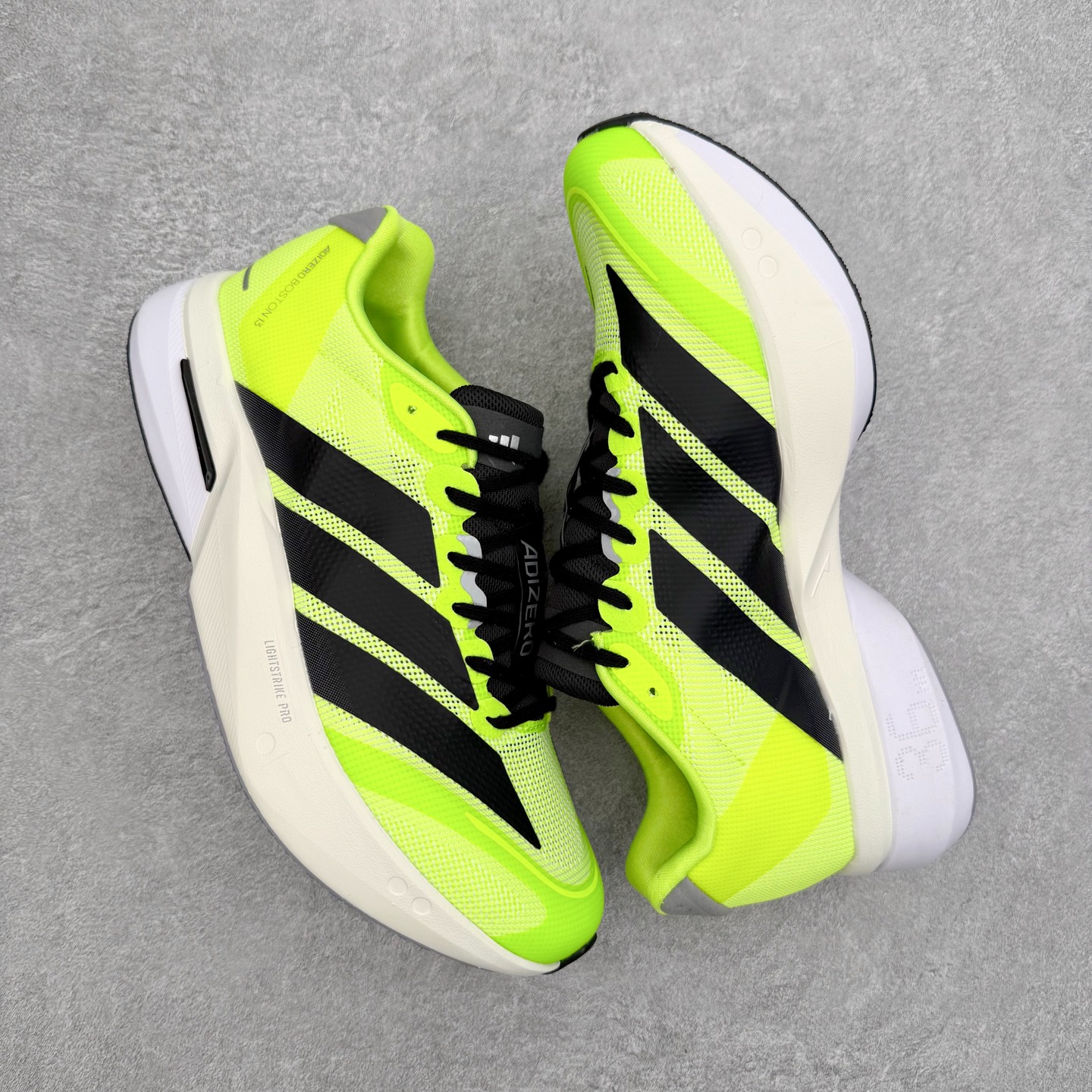 图片[3]-AD Adizero Boston 13 夏季透气网眼竞速跑鞋 JS4933 融合Lightstrike和Lightstrike Pro技术 采用乙烯/乙酸乙烯酯(EVA)材质 打造舒适中底 含ENERGYROD能量碳柱 旨在为步伐添活力 尺码：36 36.5 37 38 38.5 39 40 40.5 41 42 42.5 43 44 44.5 45-选品中心