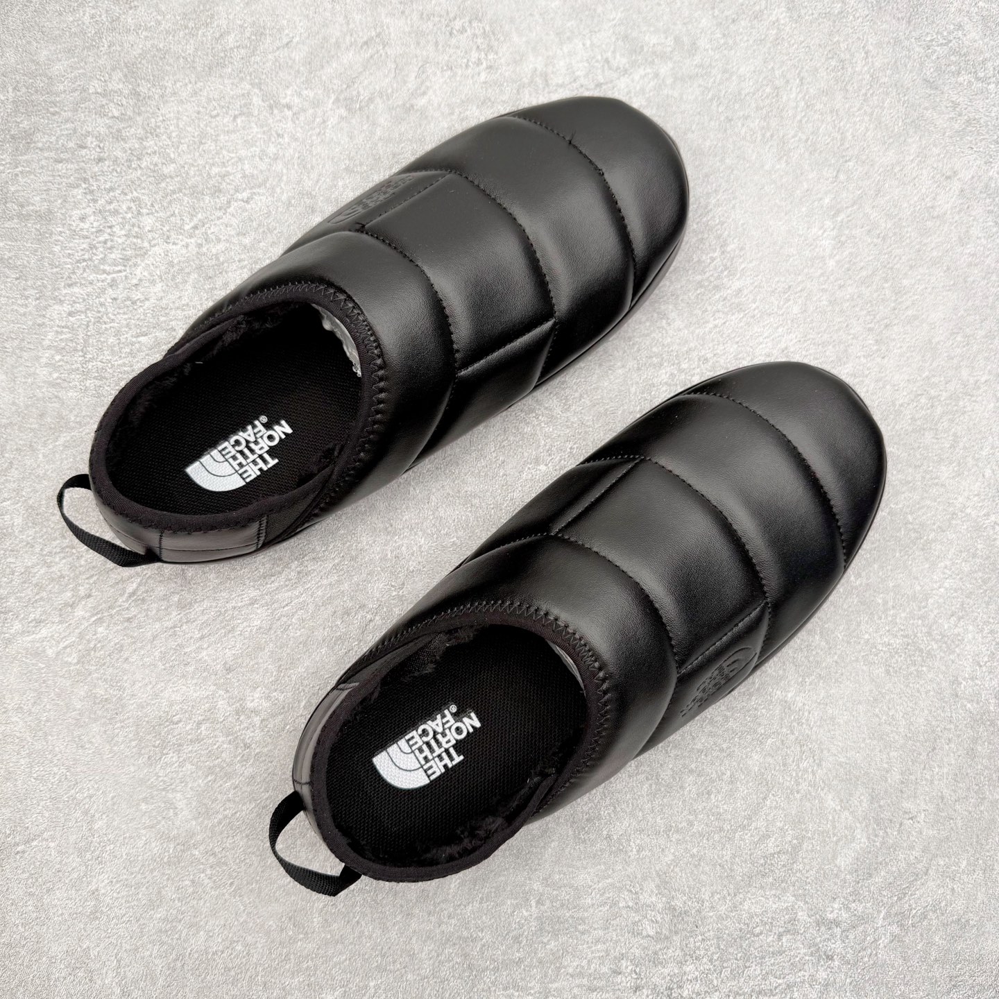 图片[3]-THE NORTH FACE 北面一脚蹬超轻保暖面包棉鞋 专业户外登山品牌（北面）The North Face自1966年创立，由两位热爱登山徒步的年轻登山者于美西旧金山开创，不断透过研发与创新，并且将最先进的技术结合在服装与鞋款设计，生产多种外型帅气且专业能力非常强的户外运动装备而备受欢迎。尺码：36 36.5 37.5 38 38.5 39 40 40.5 41 42 42.5 43 44 44.5 45-选品中心