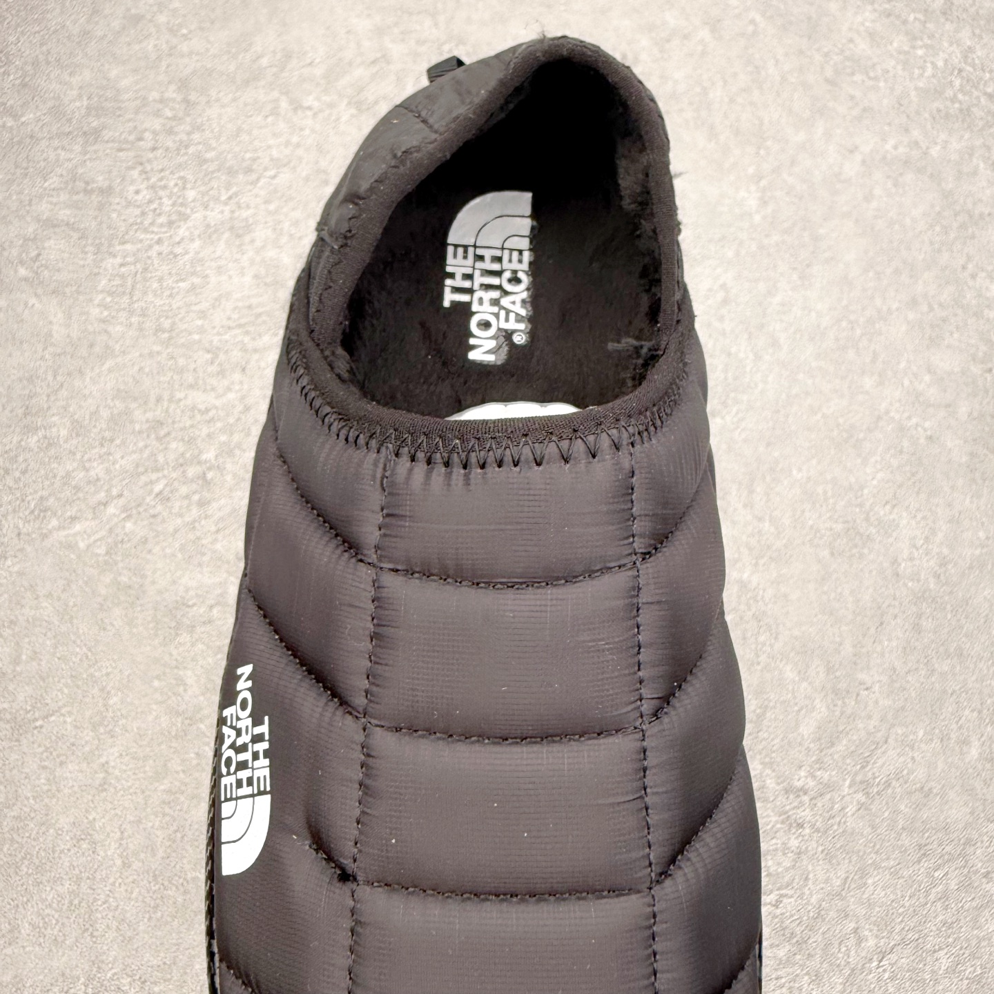 图片[5]-THE NORTH FACE 北面一脚蹬超轻保暖面包棉鞋 专业户外登山品牌（北面）The North Face自1966年创立，由两位热爱登山徒步的年轻登山者于美西旧金山开创，不断透过研发与创新，并且将最先进的技术结合在服装与鞋款设计，生产多种外型帅气且专业能力非常强的户外运动装备而备受欢迎。尺码：36 36.5 37.5 38 38.5 39 40 40.5 41 42 42.5 43 44 44.5 45-选品中心