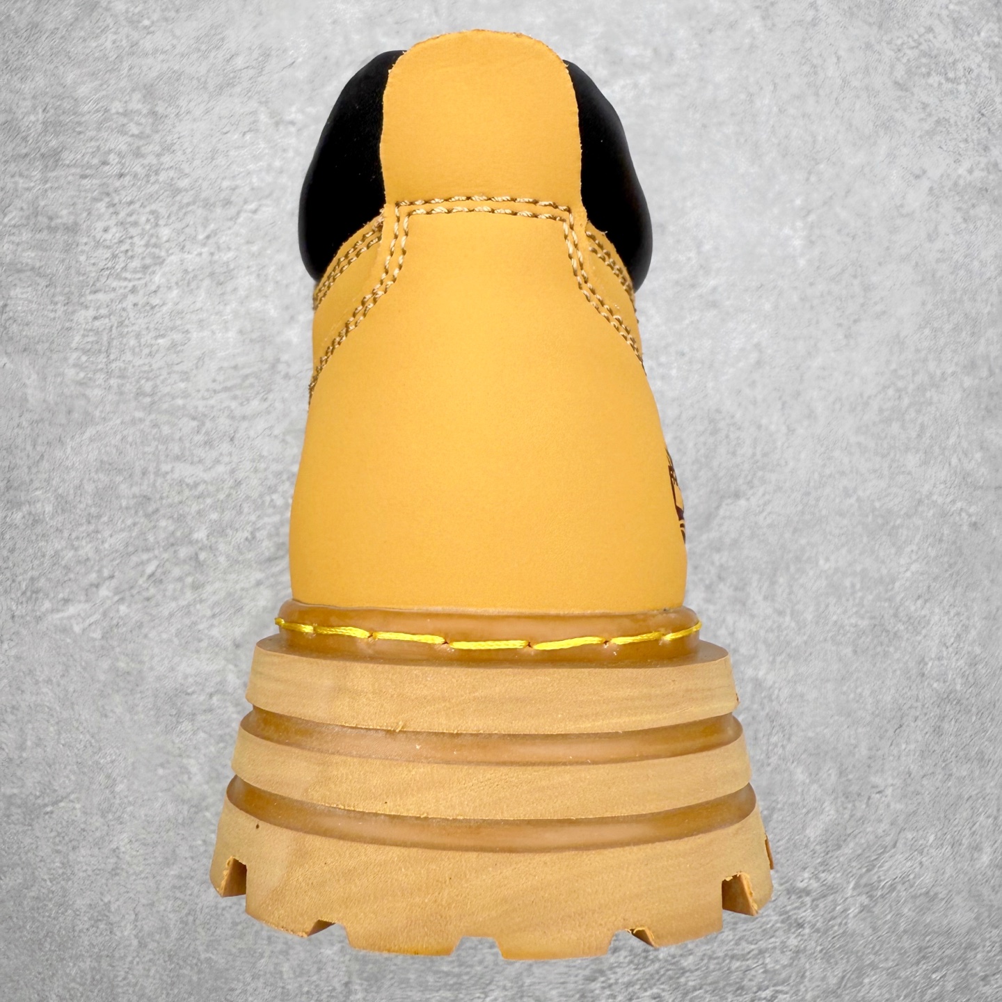 图片[8]-＃福利特价 Timberland添柏岚/天伯伦户外中帮休闲大黄靴系列 广东大厂品质 原盒原包装 面料采用意大利🇮🇹顶级磨砂细纹牛皮 搭配防臭防腐真皮乳胶鞋垫 给您完美的穿着体验 质量考究耐穿 型男必备 专治不帅 高品质脚感一流 尺码：38 39 40 41 42 43 44（皮鞋码）-选品中心