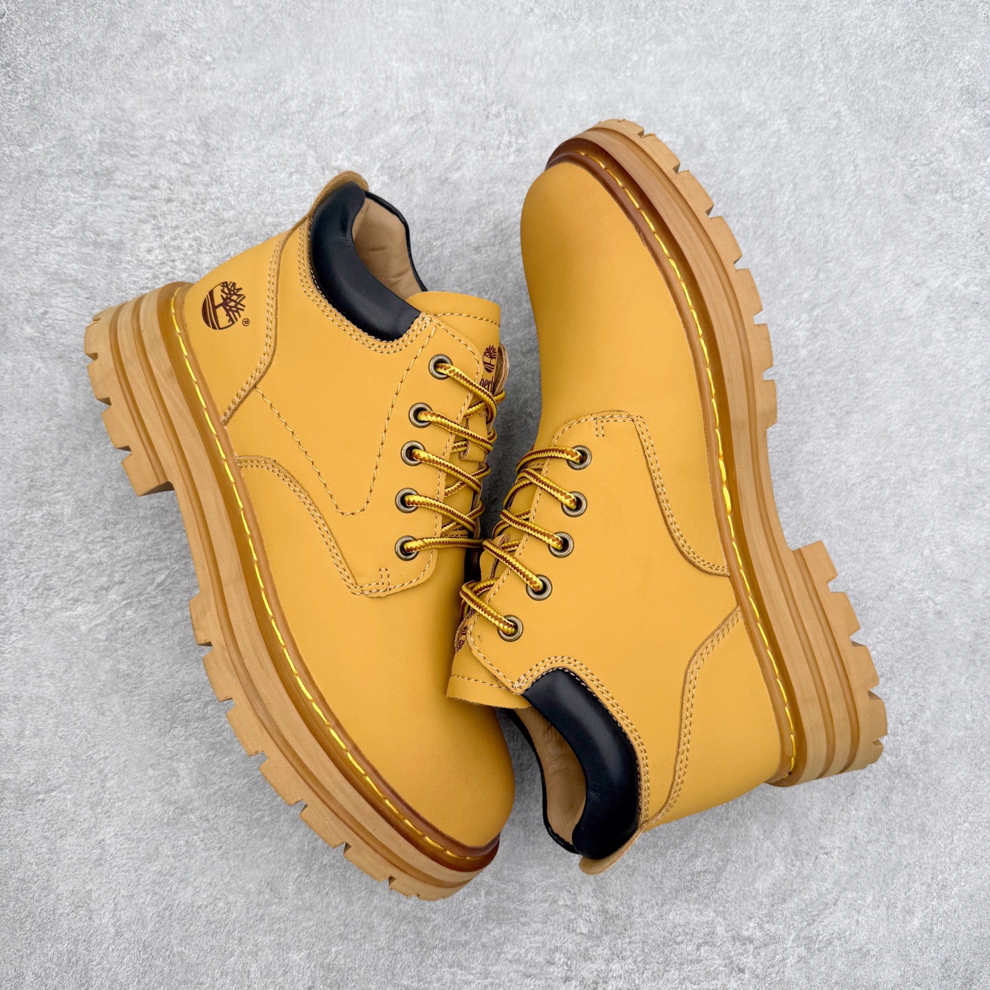 图片[3]-＃福利特价 Timberland添柏岚/天伯伦户外中帮休闲大黄靴系列 广东大厂品质 原盒原包装 面料采用意大利🇮🇹顶级磨砂细纹牛皮 搭配防臭防腐真皮乳胶鞋垫 给您完美的穿着体验 质量考究耐穿 型男必备 专治不帅 高品质脚感一流 尺码：38 39 40 41 42 43 44（皮鞋码）-选品中心