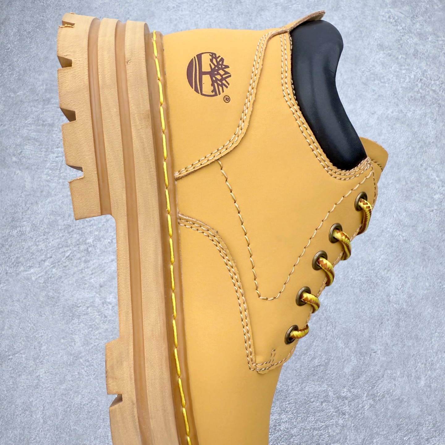 图片[6]-＃福利特价 Timberland添柏岚/天伯伦户外中帮休闲大黄靴系列 广东大厂品质 原盒原包装 面料采用意大利🇮🇹顶级磨砂细纹牛皮 搭配防臭防腐真皮乳胶鞋垫 给您完美的穿着体验 质量考究耐穿 型男必备 专治不帅 高品质脚感一流 尺码：38 39 40 41 42 43 44（皮鞋码）-选品中心