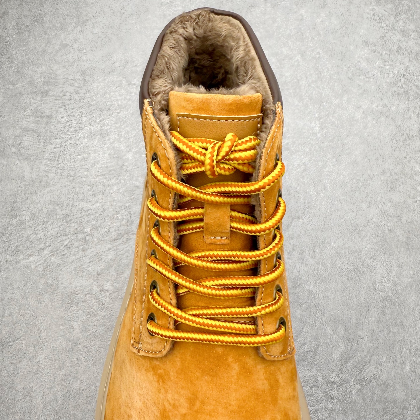 图片[5]-UGG Tasman Weather Hybrid 塔斯曼混合系列轻量休闲鞋 美国UGG秋冬新品（毛绒一体内里🔥保暖锁热）秋冬必备 户外男士高帮休闲马丁靴雪地靴系列 广东大厂品质 秋冬新款 时尚潮流搭配 面料釆用意大利进口磨砂牛皮 全鞋真牛皮材料 大底到五金都是代工厂原材料制作 好货不杀猪 首单质量严格把控 全套官网统一包装 今年冬季防寒户外专用产品 日常随意搭配 型男必备‼尺码：38-44-选品中心