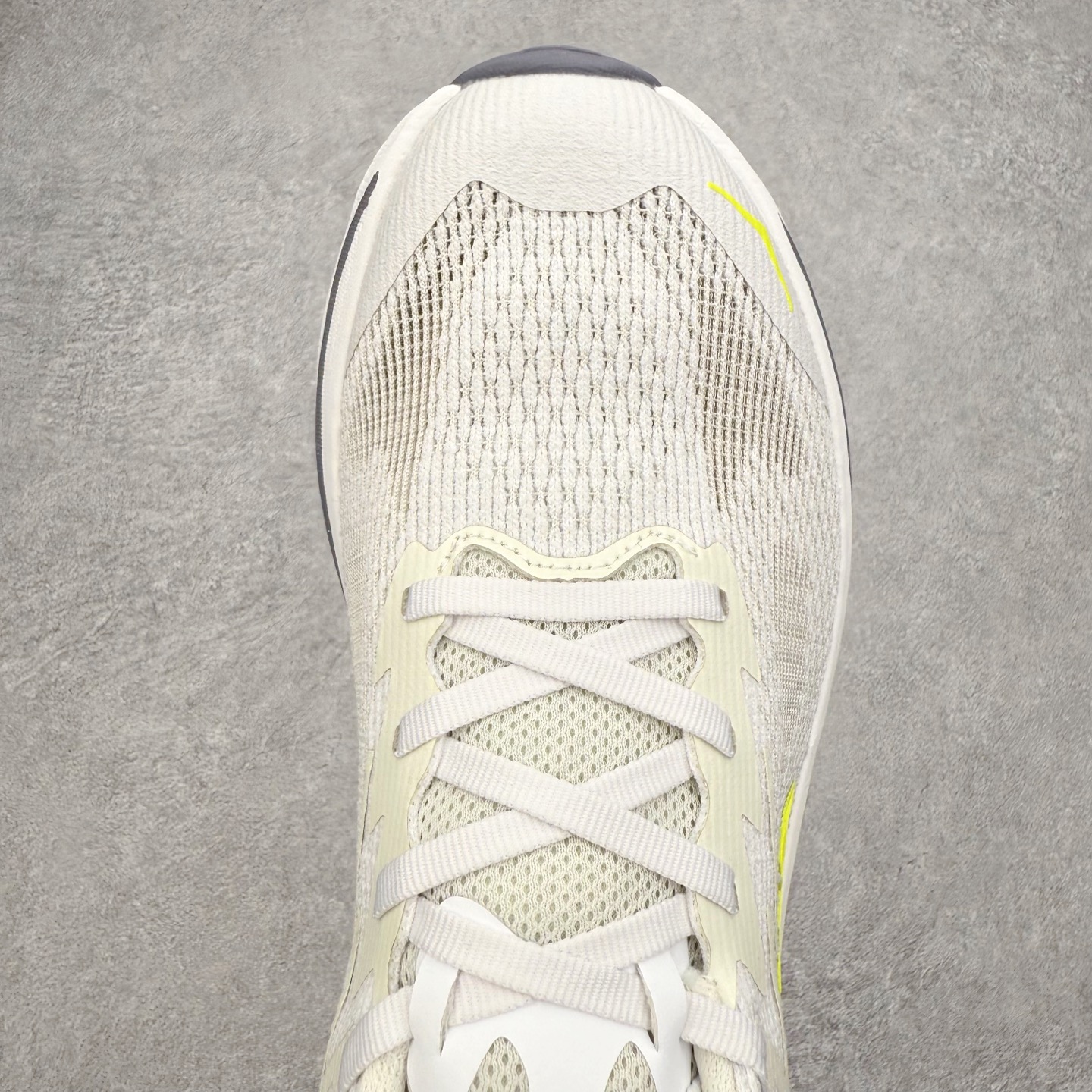 图片[4]-HOKA ONE ONE Challenger ATR 8 挑战者八代轻便耐磨防滑跑步鞋 新一代Challenger泡棉中底减重10% 增加3mm强化缓震、打造Q弹脚感 后跟采用延伸设计 加强跟腱保护、便于穿脱 搭配环保工程网布增加透气、短靴细节防止碎石进入 重新设计的大底以轮胎刻纹为灵感 以更密集的全大底水波刻纹 搭配加大面积的高耐磨橡胶与4mm大刻纹设计 增加整体抓地力与稳定性 尺码：36 36.5 37.5 38 38.5 39 40 40.5 41 42 42.5 43 44 44.5 45-选品中心