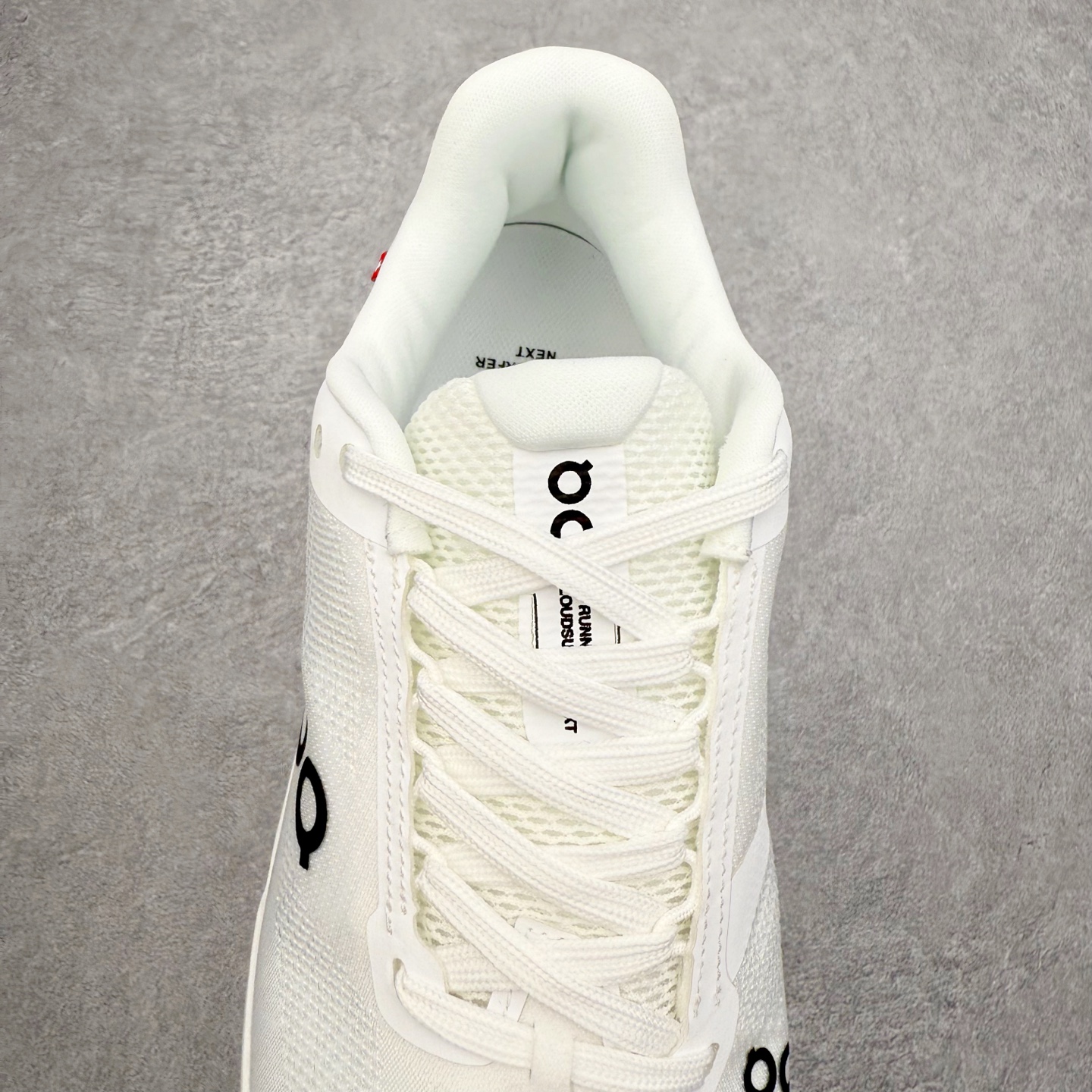 图片[5]-On昂跑 Cloudsurfer Next Z5 舒适柔软低帮跑步鞋 此运动品牌 开创于2010年 缓震着陆、强效回弹、轻柔质感的设计构思始终是ON研制关键 与此同时基于“为全球提供革新性的跑步感受”信念 陆续推出了多款跑鞋及其以专业运动人体跑步工程学为设计关键的功能性跑步服饰设备 让跑者不费力气地畅快畅跑 尺码：36 36.5 37.5 38 38.5 39 40 40.5 41 42 42.5 43 44 44.5 45-选品中心