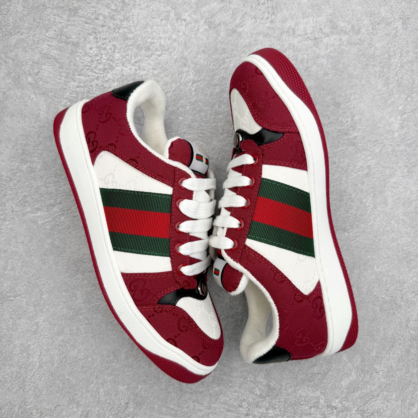 图片[3]-＃纯原福利 Gucci 古驰 Screener 运动休闲时装奢侈品系列 GG珐琅扣 擦脏做旧小脏鞋 高端零售海淘商家混卖版本 东莞纯原品质 原鞋对照工艺生产 原厂一致色泽度玛瑙珐琅GG扣 原版一致鞋舌鞋带处擦脏工艺 全套原版包装外盒配件 意大利进口磨砂头层牛皮 后跟原版一致哑光丝印烫金字体 全网独家复刻细节 ）同源出厂真丝绸防尘鞋套袋 原装雪梨形超软沙绒纸团，工艺无缝细空胶技术，原版一致私模开发大底 尺码：35 36 37 38 39 40 41 42 43 44 45-选品中心