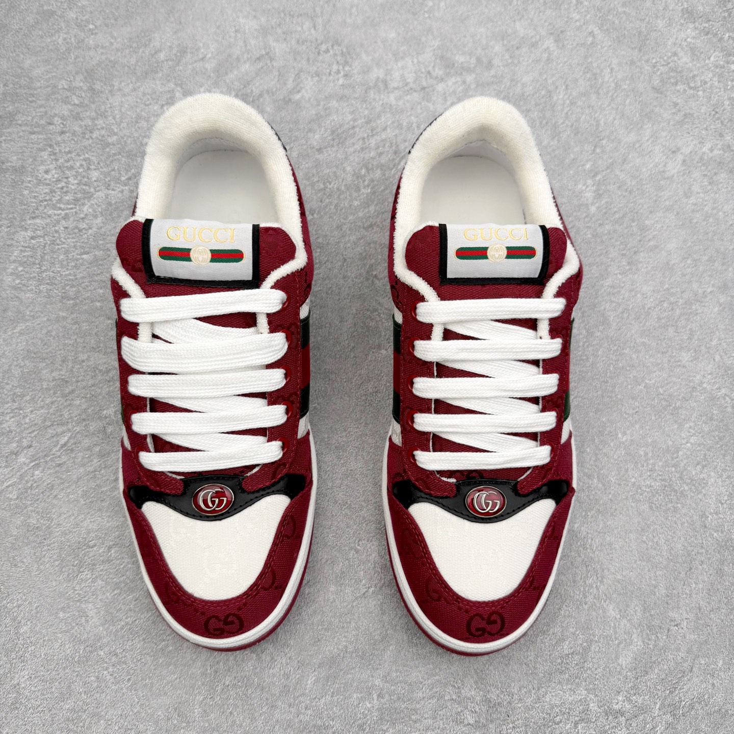 图片[2]-＃纯原福利 Gucci 古驰 Screener 运动休闲时装奢侈品系列 GG珐琅扣 擦脏做旧小脏鞋 高端零售海淘商家混卖版本 东莞纯原品质 原鞋对照工艺生产 原厂一致色泽度玛瑙珐琅GG扣 原版一致鞋舌鞋带处擦脏工艺 全套原版包装外盒配件 意大利进口磨砂头层牛皮 后跟原版一致哑光丝印烫金字体 全网独家复刻细节 ）同源出厂真丝绸防尘鞋套袋 原装雪梨形超软沙绒纸团，工艺无缝细空胶技术，原版一致私模开发大底 尺码：35 36 37 38 39 40 41 42 43 44 45-选品中心