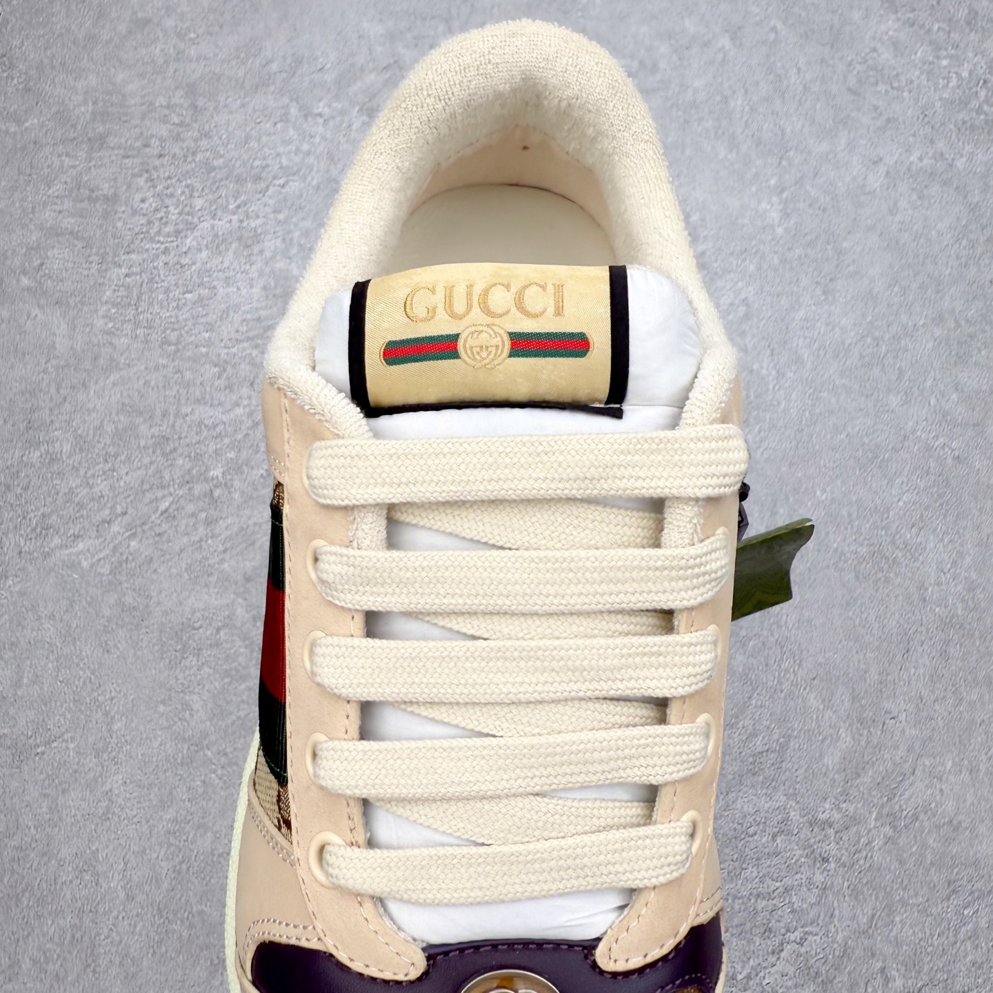 图片[5]-＃纯原福利 Gucci 古驰 Screener 运动休闲时装奢侈品系列 GG珐琅扣 擦脏做旧小脏鞋 高端零售海淘商家混卖版本 东莞纯原品质 原鞋对照工艺生产 原厂一致色泽度玛瑙珐琅GG扣 原版一致鞋舌鞋带处擦脏工艺 全套原版包装外盒配件 意大利进口磨砂头层牛皮 后跟原版一致哑光丝印烫金字体 全网独家复刻细节 ）同源出厂真丝绸防尘鞋套袋 原装雪梨形超软沙绒纸团，工艺无缝细空胶技术，原版一致私模开发大底 尺码：35 36 37 38 39 40 41 42 43 44 45-选品中心