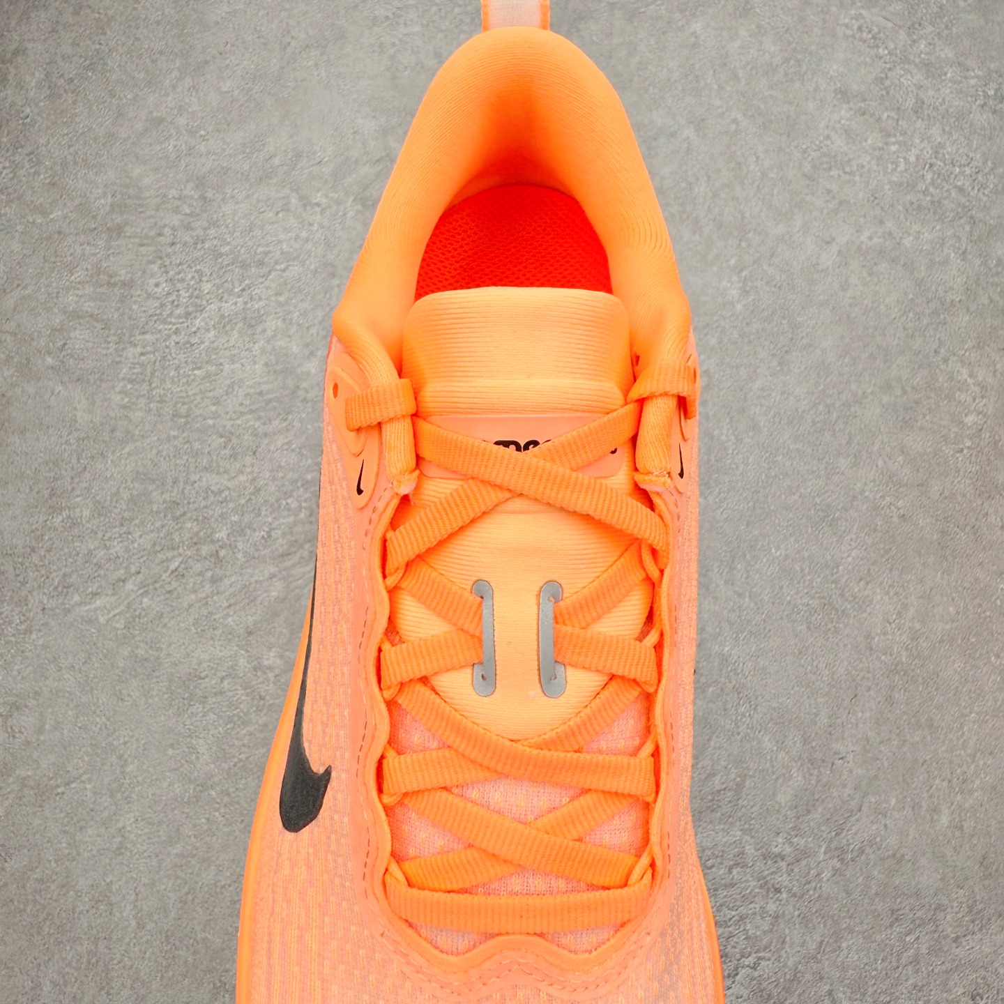 图片[5]-NK Vomero Plus 时尚舒适 网布防滑耐磨 低帮跑步鞋 HV8150-801 实拍调校N版已经零色差零失真 百分百还原实物色彩所见即所得 不存在货不对板色差等低级问题 选购参考实物拍摄 不混卖不参货 只用心做好货严格选品 承诺混一赔十 尺码：36 36.5 37.5 38 38.5 39 40 40.5 41 42 42.5 43 44 44.5 45-选品中心