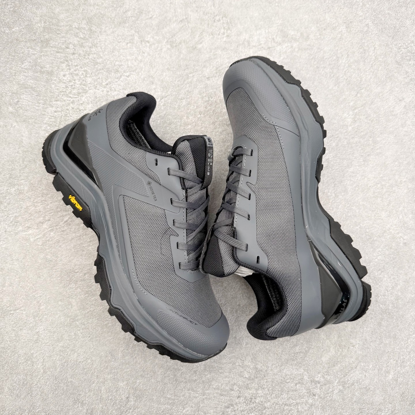 图片[3]-＃K版 KAILAS 凯乐石 界山户外运动舒适时尚防滑透气低帮登山徒步鞋 KAILAS凯乐石品牌是全球三大全系攀登品牌之一，于2003年创立于中国广州，致力于为有攀登梦想的户外运动员及爱好者，研发制造功能性专业装备，满足他们在极限环境下安全舒适的需求，凯乐石专注于科技面料的开发及专业功能设计，产品线覆盖登山、攀岩、徒步、越野跑山、露营、旅行等多项户外运动，通过运动员的测试反馈，不断进化迭代，产品荣获国内外大奖71座，发明专利21个，更突破性的自主研发攀登器械，打造出中国的攀登硬实力。实拍调校N版已经零色差零失真 百分百还原实物色彩所见即所得 不存在货不对板色差等低级问题 选购参考实物拍摄 不混卖不参货 只用心做好货严格选品 承诺混一赔十 尺码：36 36.5 37.5 38 38.5 39 40 40.5 41 42 42.5 43 44 44.5 45-选品中心