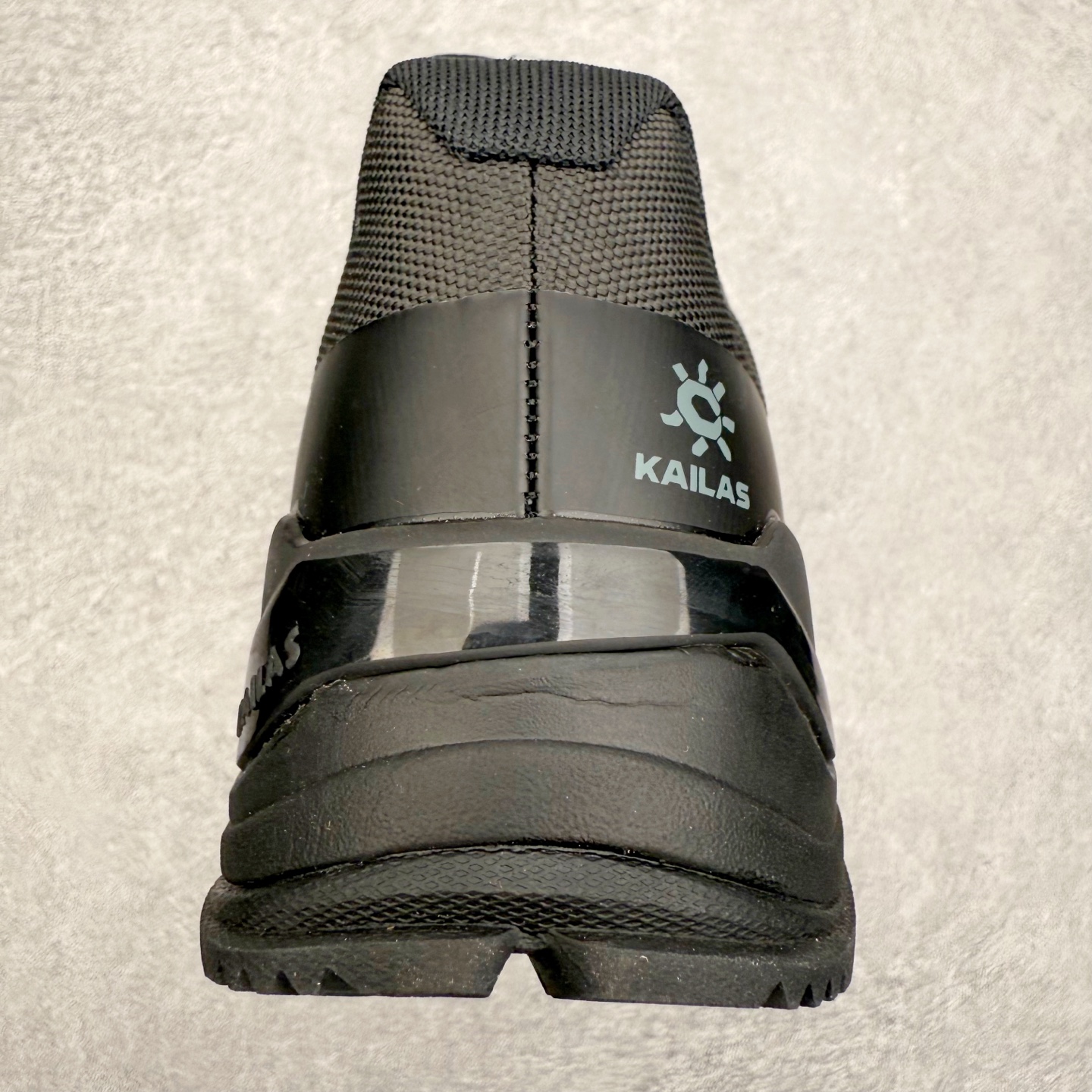 图片[8]-＃K版 KAILAS 凯乐石 界山户外运动舒适时尚防滑透气低帮登山徒步鞋 KAILAS凯乐石品牌是全球三大全系攀登品牌之一，于2003年创立于中国广州，致力于为有攀登梦想的户外运动员及爱好者，研发制造功能性专业装备，满足他们在极限环境下安全舒适的需求，凯乐石专注于科技面料的开发及专业功能设计，产品线覆盖登山、攀岩、徒步、越野跑山、露营、旅行等多项户外运动，通过运动员的测试反馈，不断进化迭代，产品荣获国内外大奖71座，发明专利21个，更突破性的自主研发攀登器械，打造出中国的攀登硬实力。实拍调校N版已经零色差零失真 百分百还原实物色彩所见即所得 不存在货不对板色差等低级问题 选购参考实物拍摄 不混卖不参货 只用心做好货严格选品 承诺混一赔十 尺码：36 36.5 37.5 38 38.5 39 40 40.5 41 42 42.5 43 44 44.5 45-选品中心