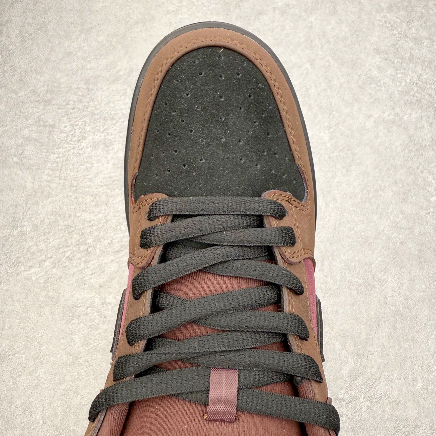 图片[4]-＃F版 NK SB Dunk Low FN0619-600 极限压缩利润空间 超乎所想的高性价比 用料绝不含糊 原盒原配 正确耐磨橡胶大底 超高清洁度 全鞋零毛边皮料切割 全套原楦原模倾力打造完美版型 尺码：36 36.5 37.5 38 38.5 39 40 40.5 41 42 42.5 43 44 44.5 45 46 47.5-选品中心