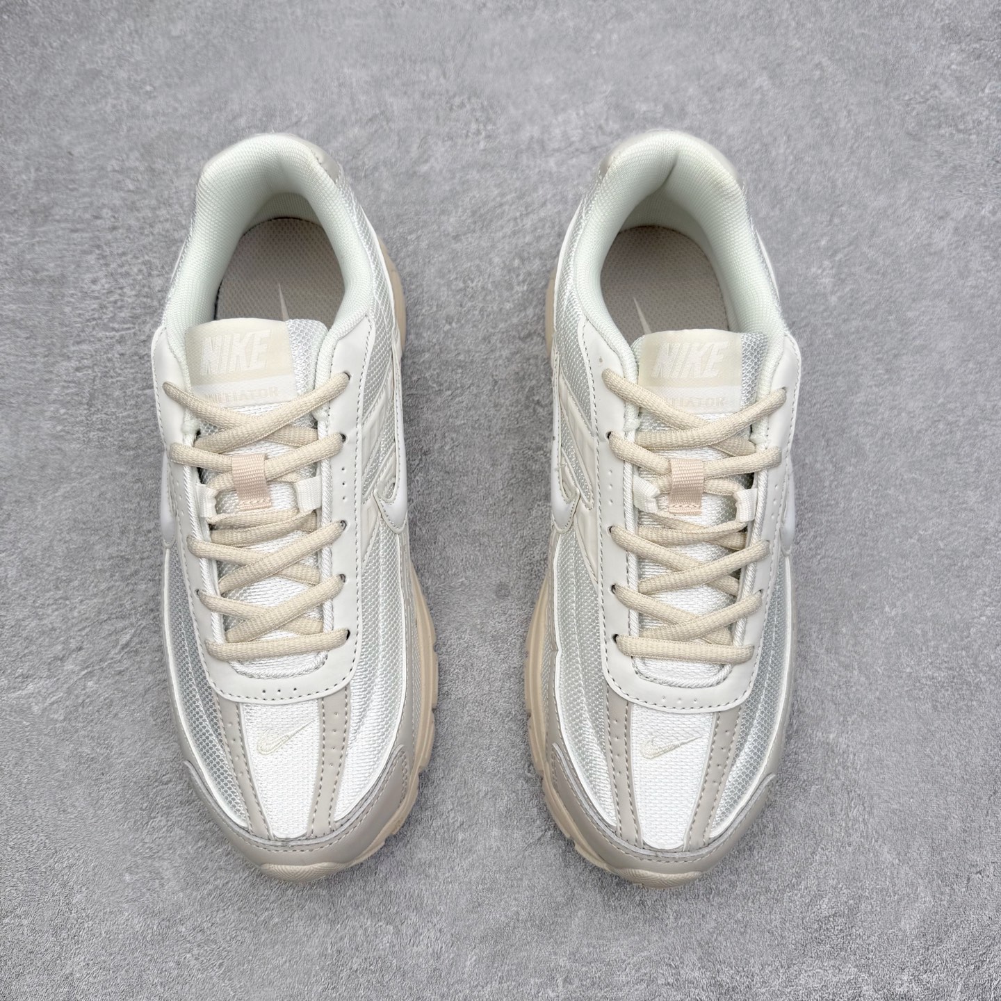 图片[2]-NK Initiator 创始者系列复古老爹鞋运动舒适复古网布合成革减震防滑耐磨低帮休闲跑步鞋 Ins爆火全新韩系古着风 回味经典 采用透气网眼鞋面和支撑覆盖层 自然运动设计的Phlyon中底用于缓冲 BRS 1000碳橡胶外底具有轻质柔韧性 牵引力和耐用性 尺码：36 36.5 37.5 38 38.5 39 40 40.5 41 42 42.5 43 44 45-选品中心