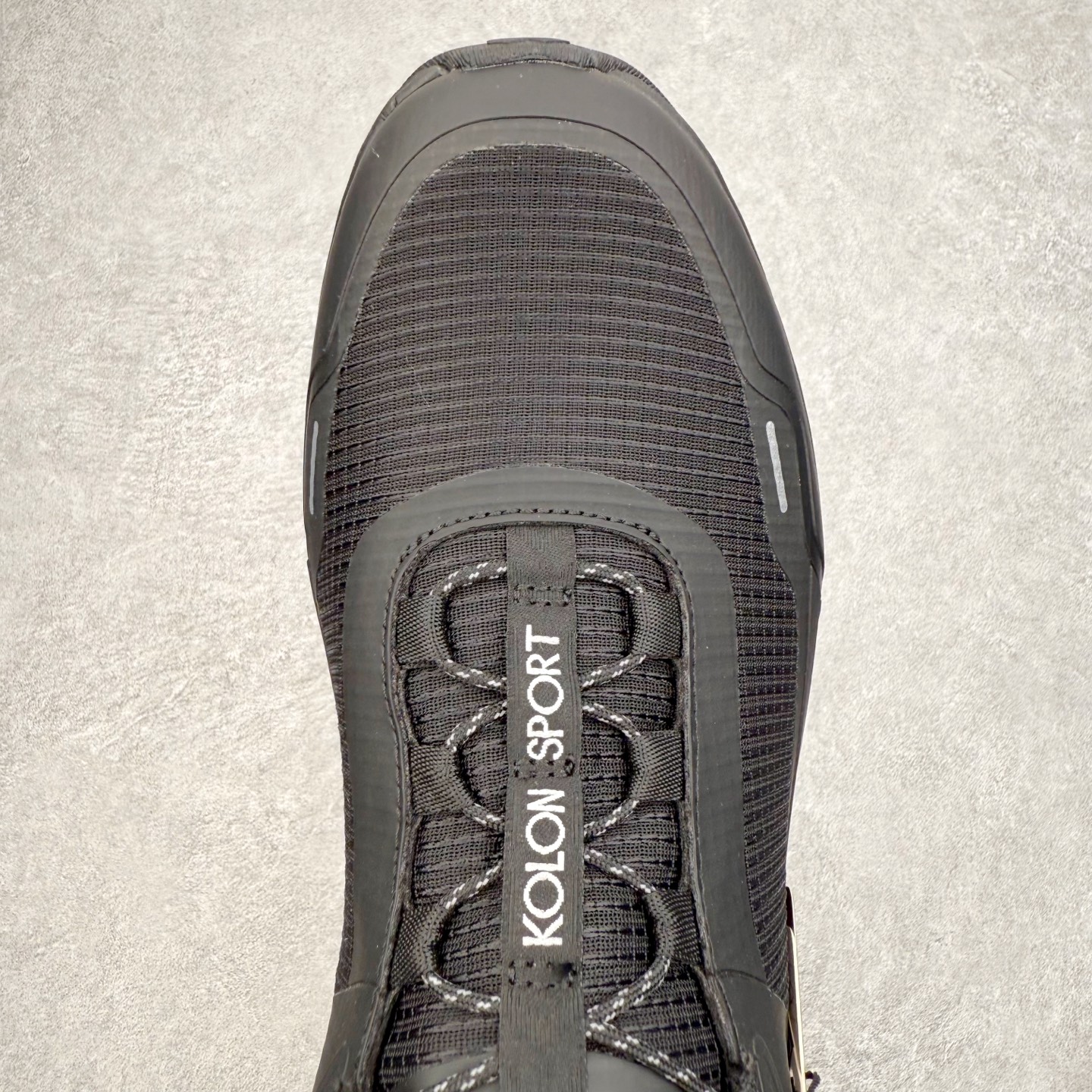 图片[4]-＃HP KOLON SPORT Skyler 2 舒适柔软 防水支撑轻便回弹低帮徒步鞋 男女同款 KOLON SPORT 可隆1973年诞生，并首次推出登山装备。自创立起，KOLON SPORT就把绿色定为基本色调，以常青树为品牌标志，坚持以关爱自然为己任，积极探求自然界的舒适，并以此应用于新产品的开发与研究。40多年来，历经不断革新，成就高端专业户外品牌。实拍调校N版已经零色差零失真 百分百还原实物色彩所见即所得 不存在货不对板色差等低级问题 选购参考实物拍摄 不混卖不参货 只用心做好货严格选品 承诺混一赔十 尺码：39 40 40.5 41 42 42.5 43 44 44.5 45-选品中心