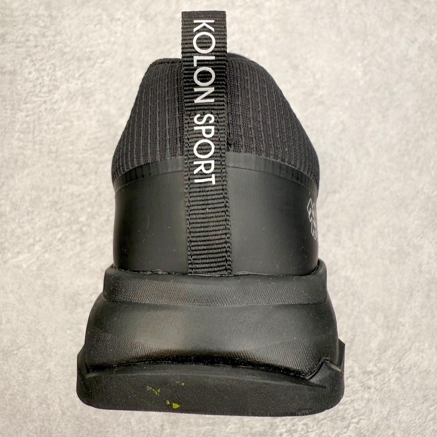 图片[8]-＃HP KOLON SPORT Skyler 2 舒适柔软 防水支撑轻便回弹低帮徒步鞋 男女同款 KOLON SPORT 可隆1973年诞生，并首次推出登山装备。自创立起，KOLON SPORT就把绿色定为基本色调，以常青树为品牌标志，坚持以关爱自然为己任，积极探求自然界的舒适，并以此应用于新产品的开发与研究。40多年来，历经不断革新，成就高端专业户外品牌。实拍调校N版已经零色差零失真 百分百还原实物色彩所见即所得 不存在货不对板色差等低级问题 选购参考实物拍摄 不混卖不参货 只用心做好货严格选品 承诺混一赔十 尺码：39 40 40.5 41 42 42.5 43 44 44.5 45-选品中心