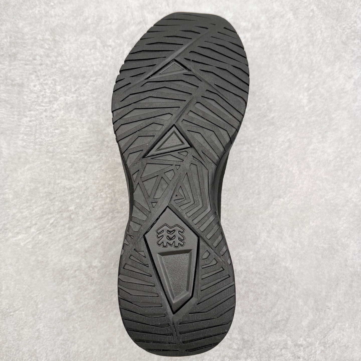 图片[9]-＃HP KOLON SPORT Skyler 2 舒适柔软 防水支撑轻便回弹低帮徒步鞋 男女同款 KOLON SPORT 可隆1973年诞生，并首次推出登山装备。自创立起，KOLON SPORT就把绿色定为基本色调，以常青树为品牌标志，坚持以关爱自然为己任，积极探求自然界的舒适，并以此应用于新产品的开发与研究。40多年来，历经不断革新，成就高端专业户外品牌。实拍调校N版已经零色差零失真 百分百还原实物色彩所见即所得 不存在货不对板色差等低级问题 选购参考实物拍摄 不混卖不参货 只用心做好货严格选品 承诺混一赔十 尺码：39 40 40.5 41 42 42.5 43 44 44.5 45-选品中心